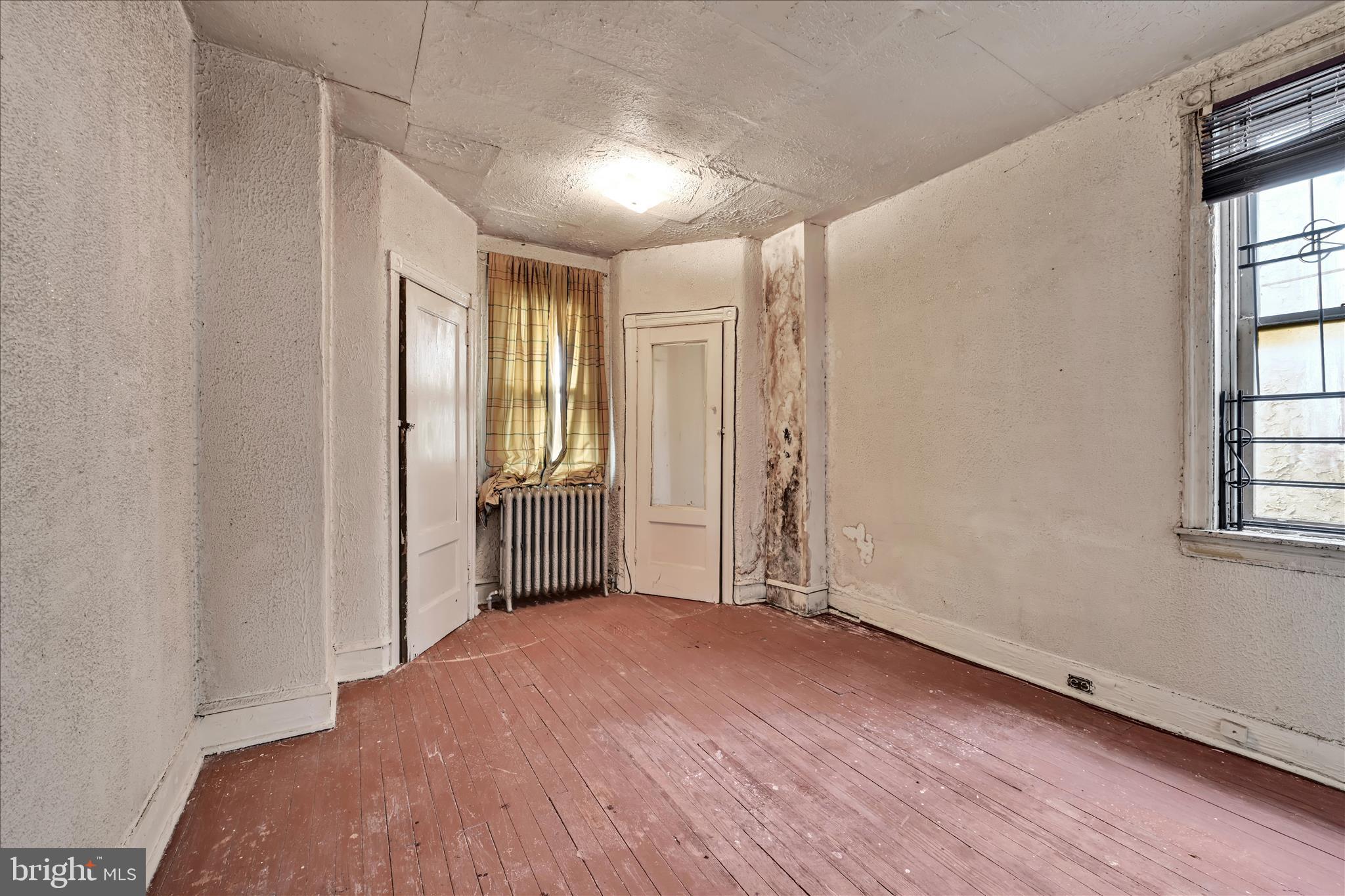 5714 HADFIELD STREET