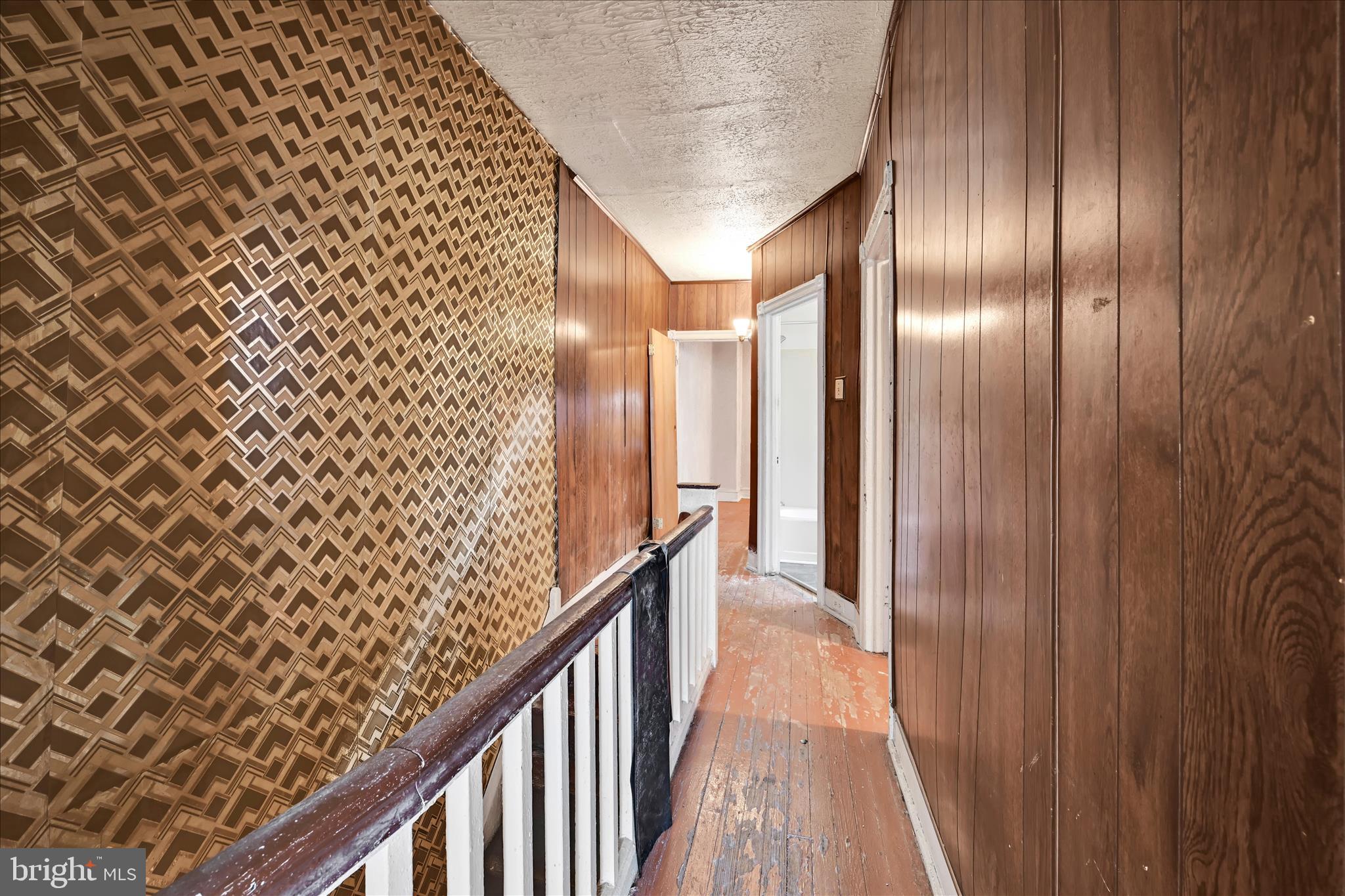 5714 HADFIELD STREET