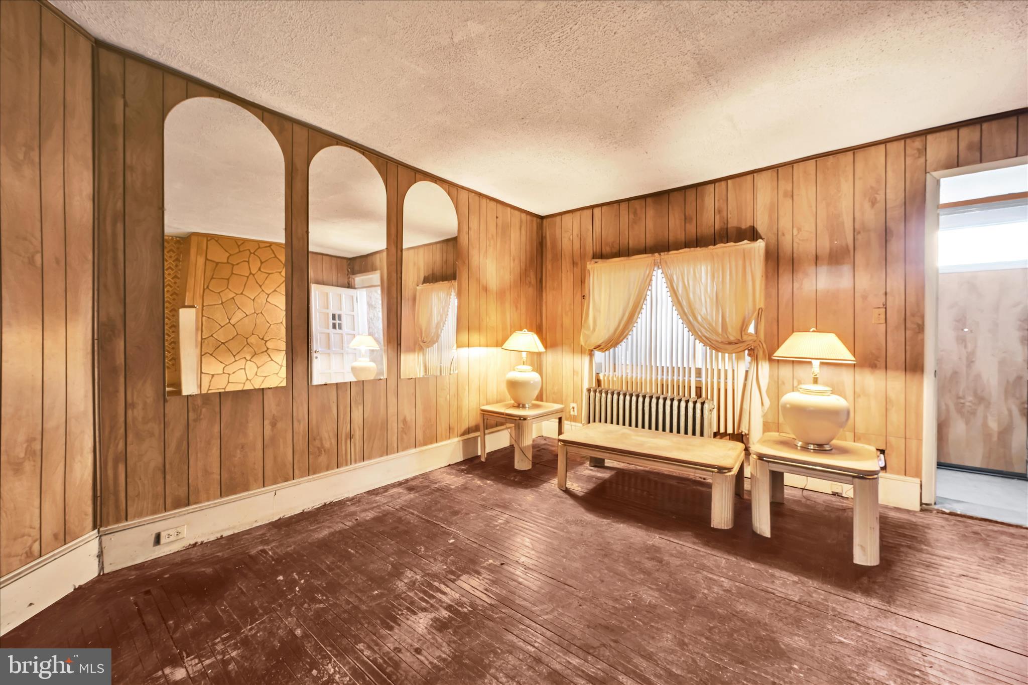 5714 HADFIELD STREET