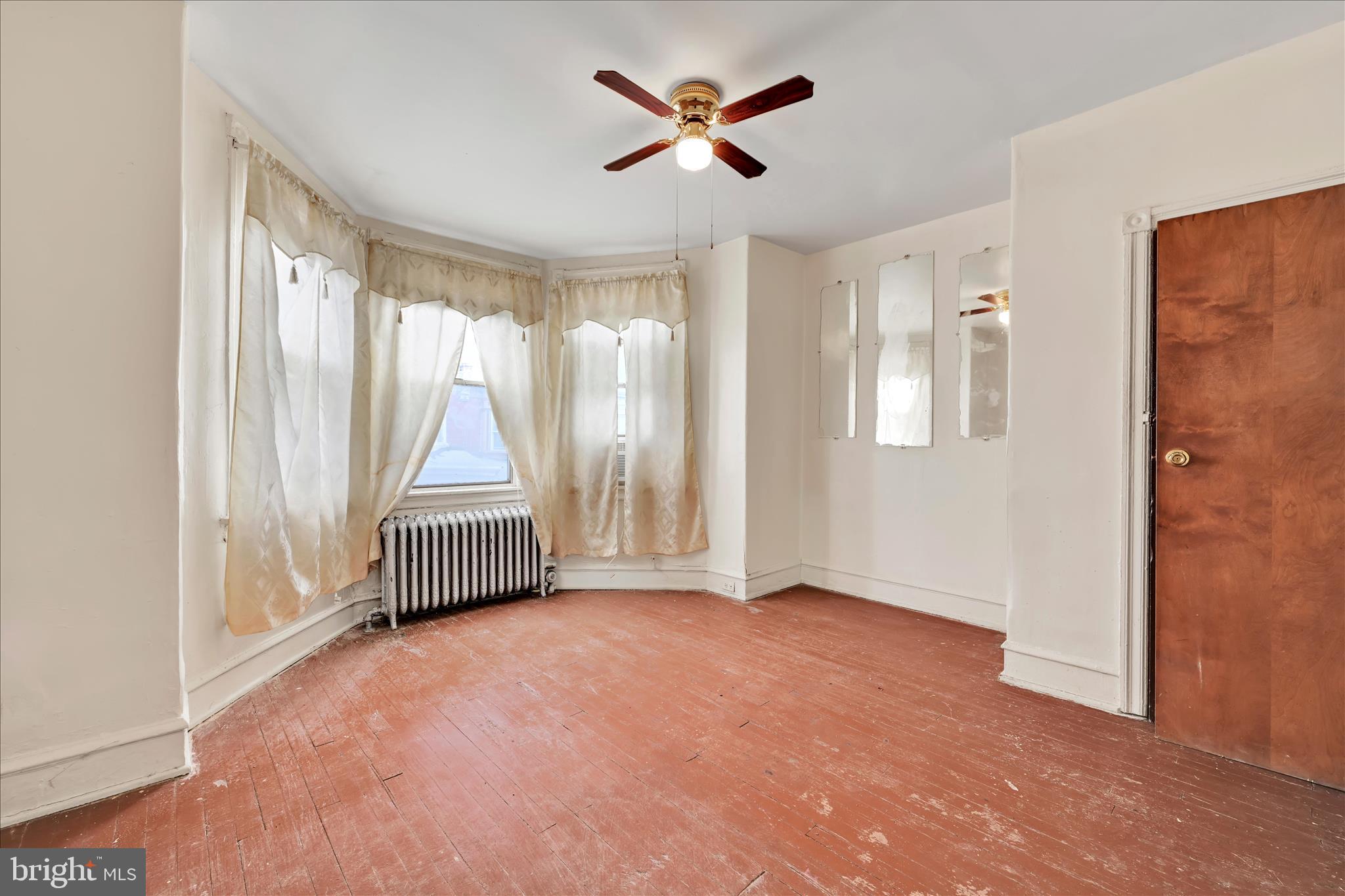 5714 HADFIELD STREET