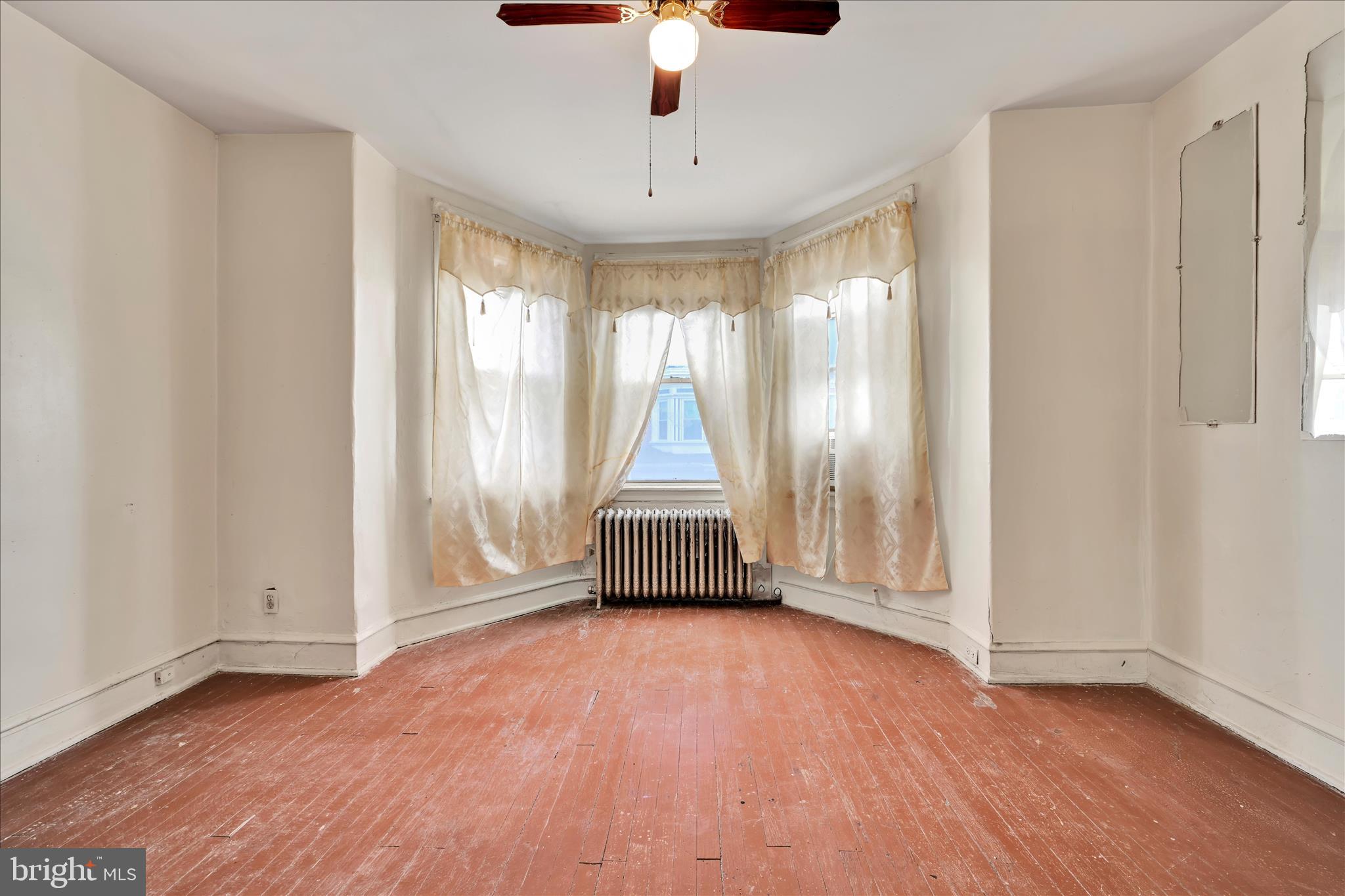 5714 HADFIELD STREET