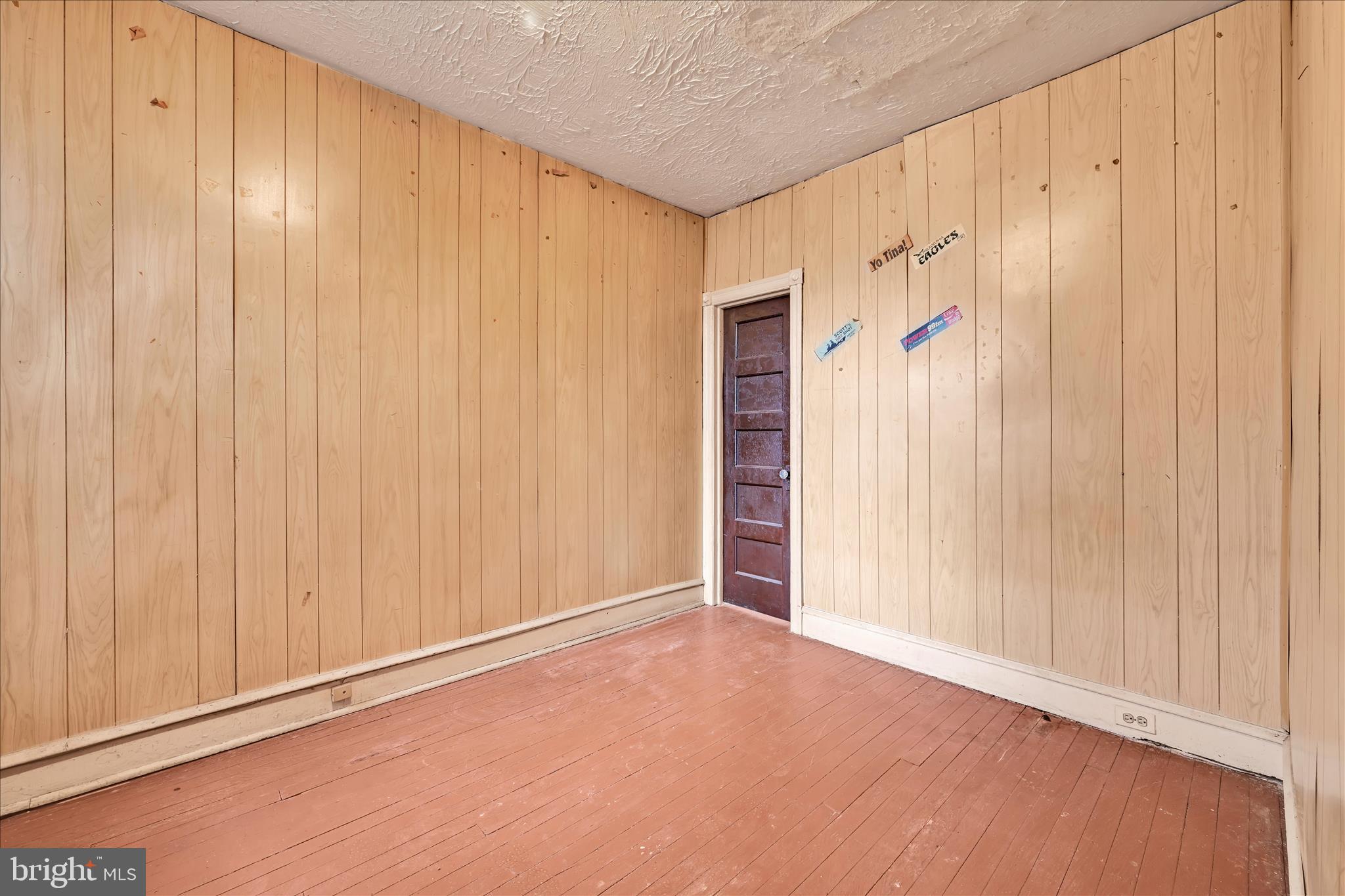 5714 HADFIELD STREET