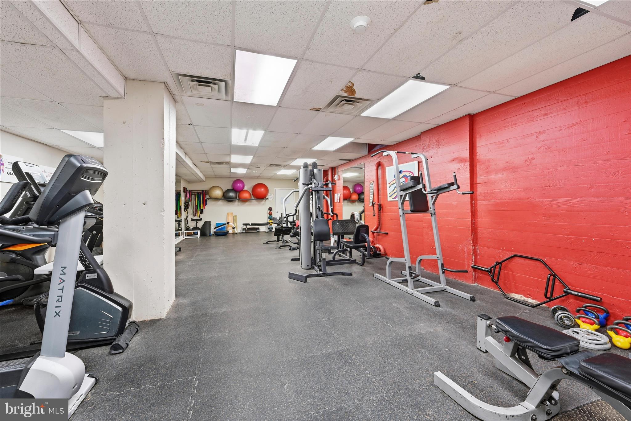 4637 PINE STREET 00 D306