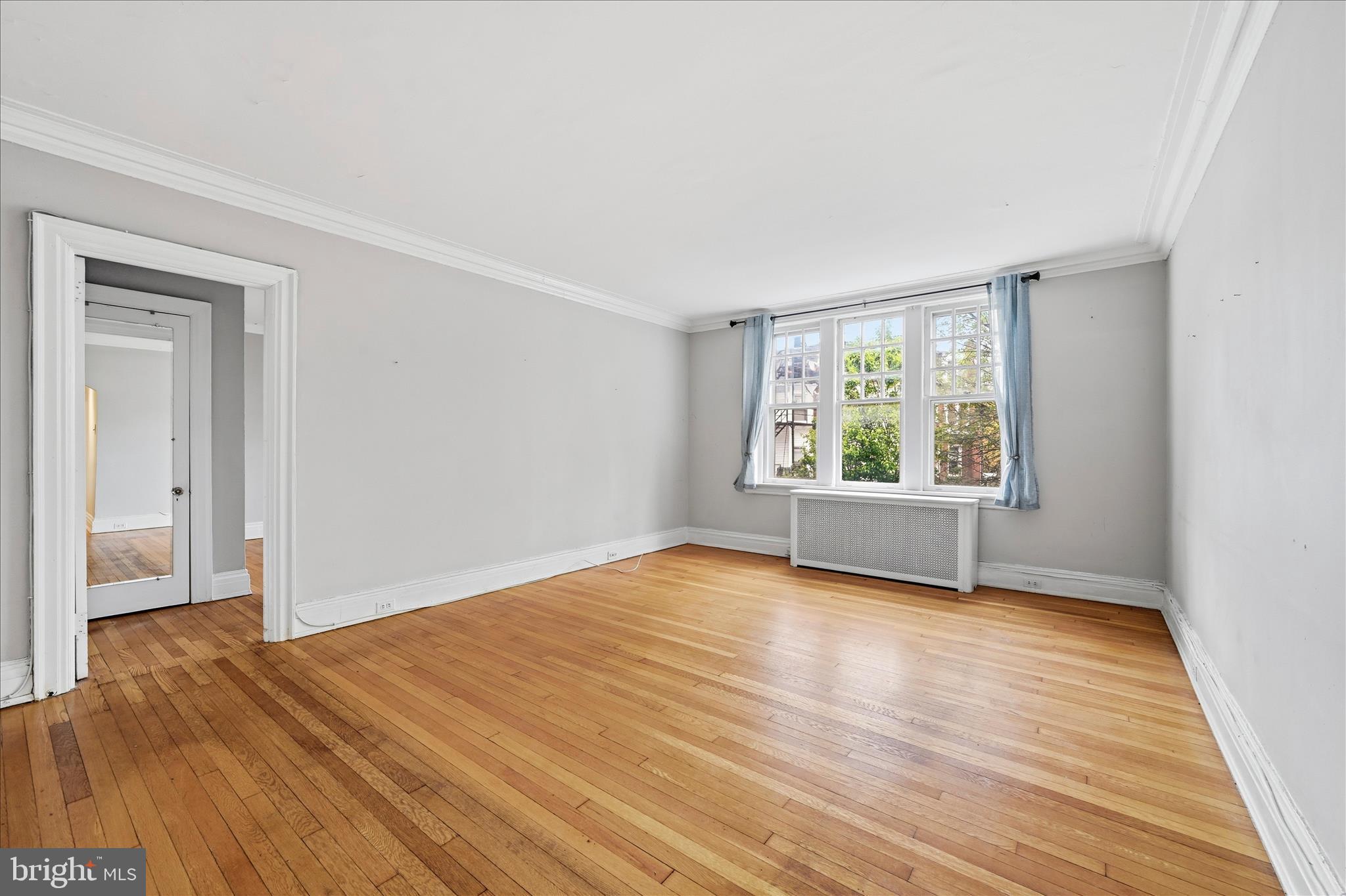 4637 PINE STREET 00 D306