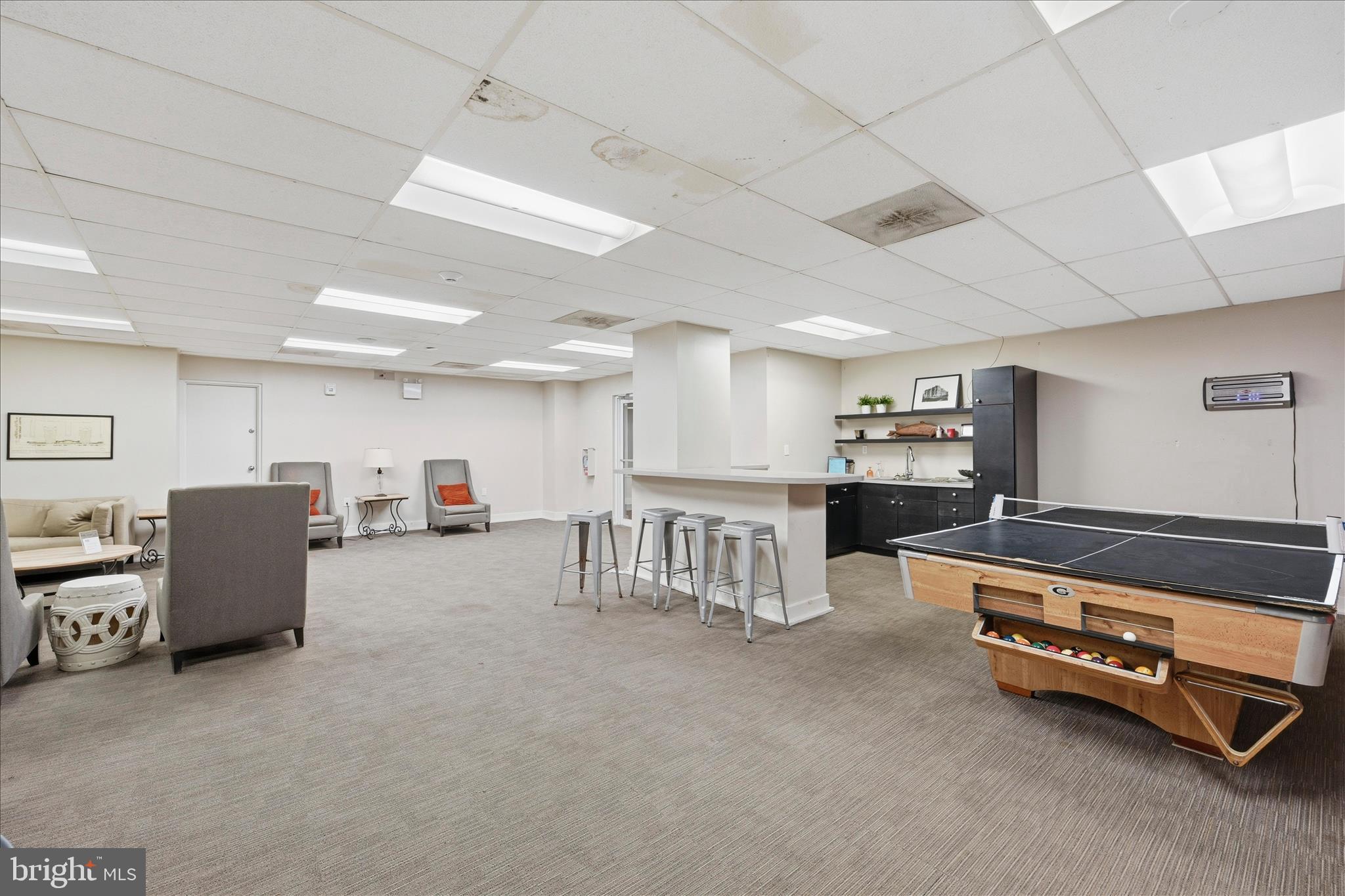 4637 PINE STREET 00 D306