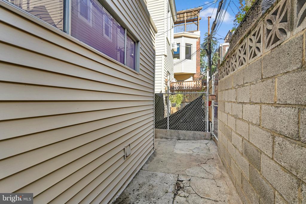 779 N 23RD STREET
