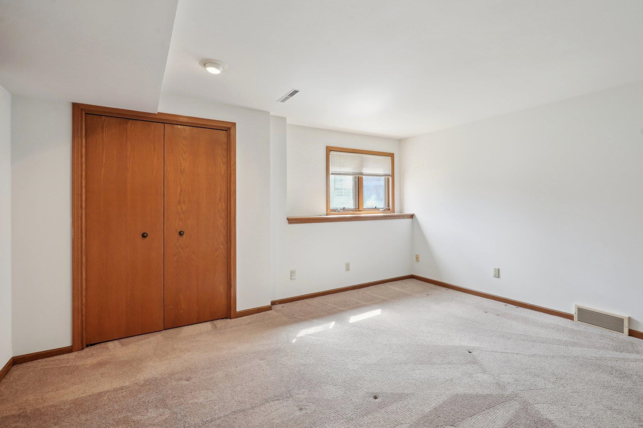 3449 Valley Creek Circle