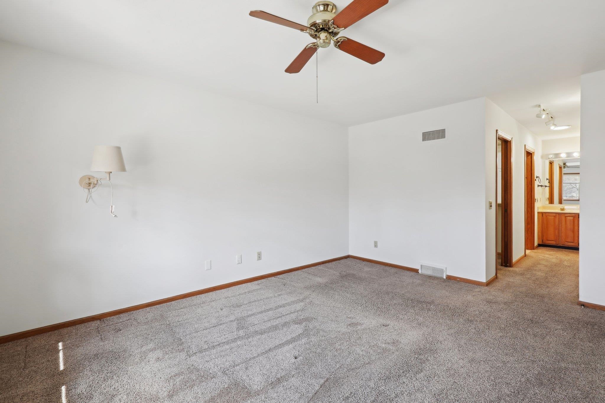 3449 Valley Creek Circle