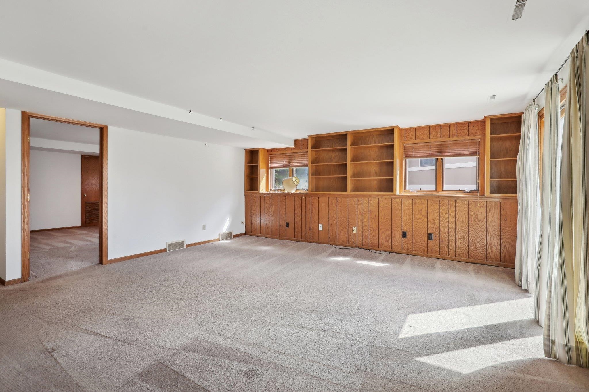 3449 Valley Creek Circle