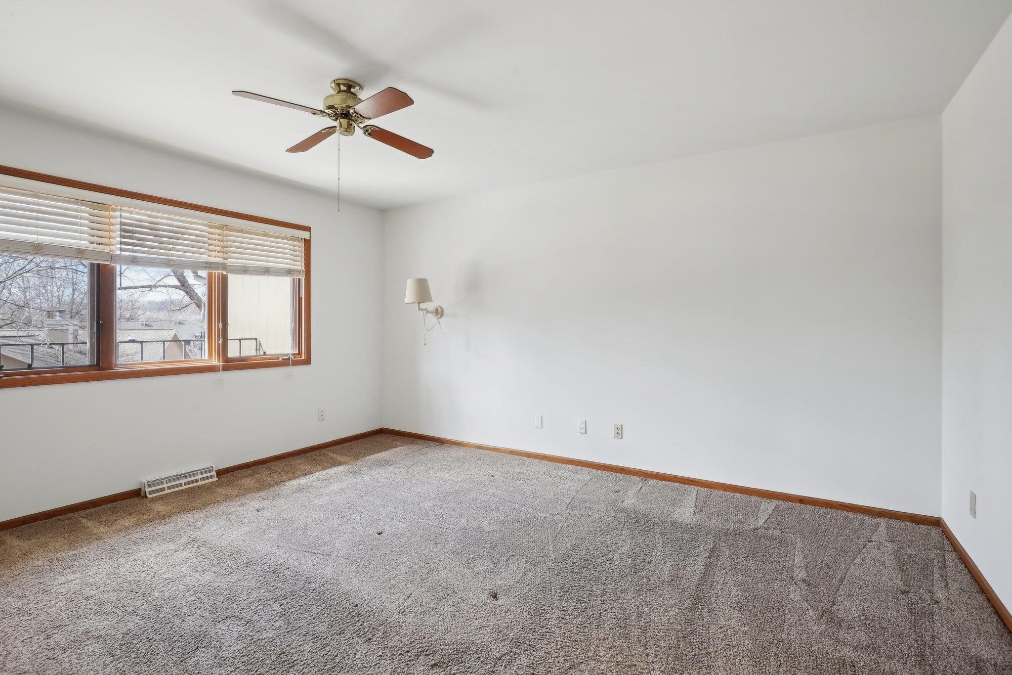 3449 Valley Creek Circle