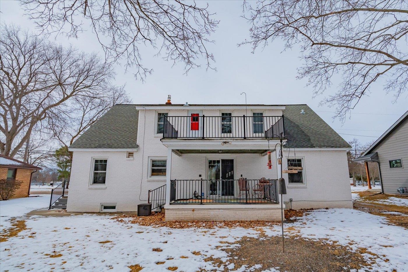 150 1st Street