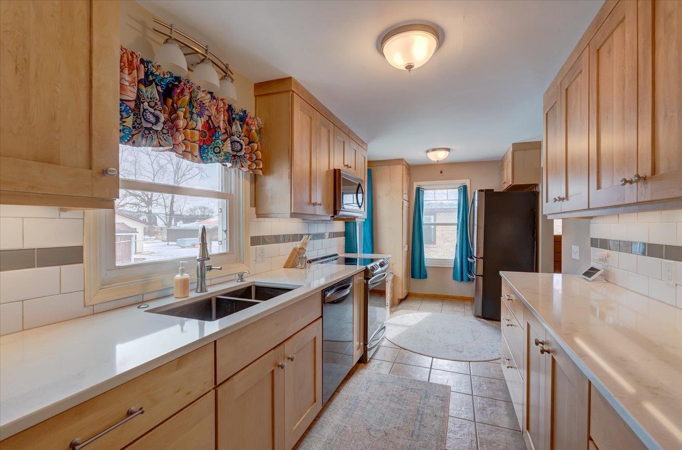 150 1st Street