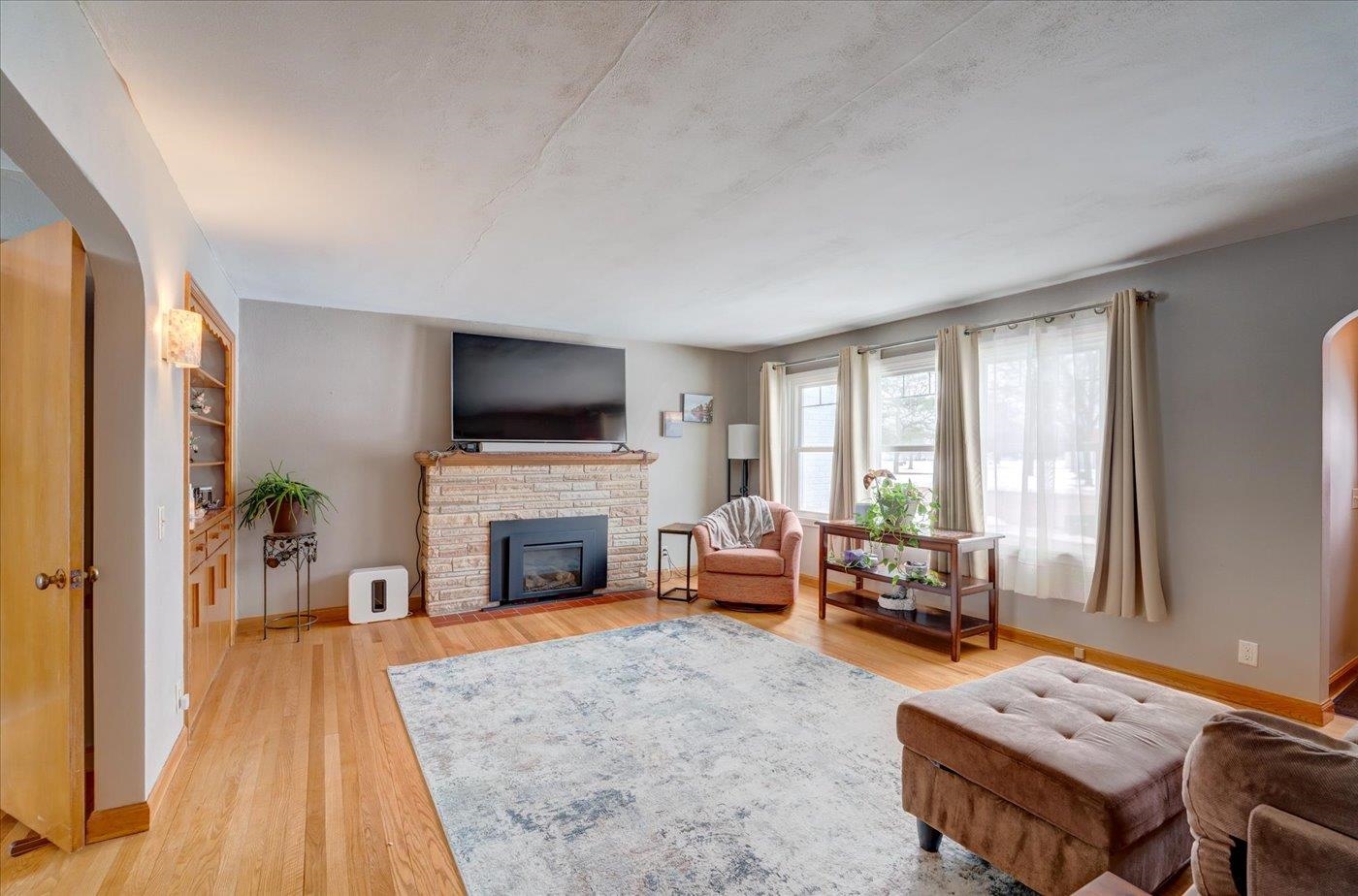 150 1st Street