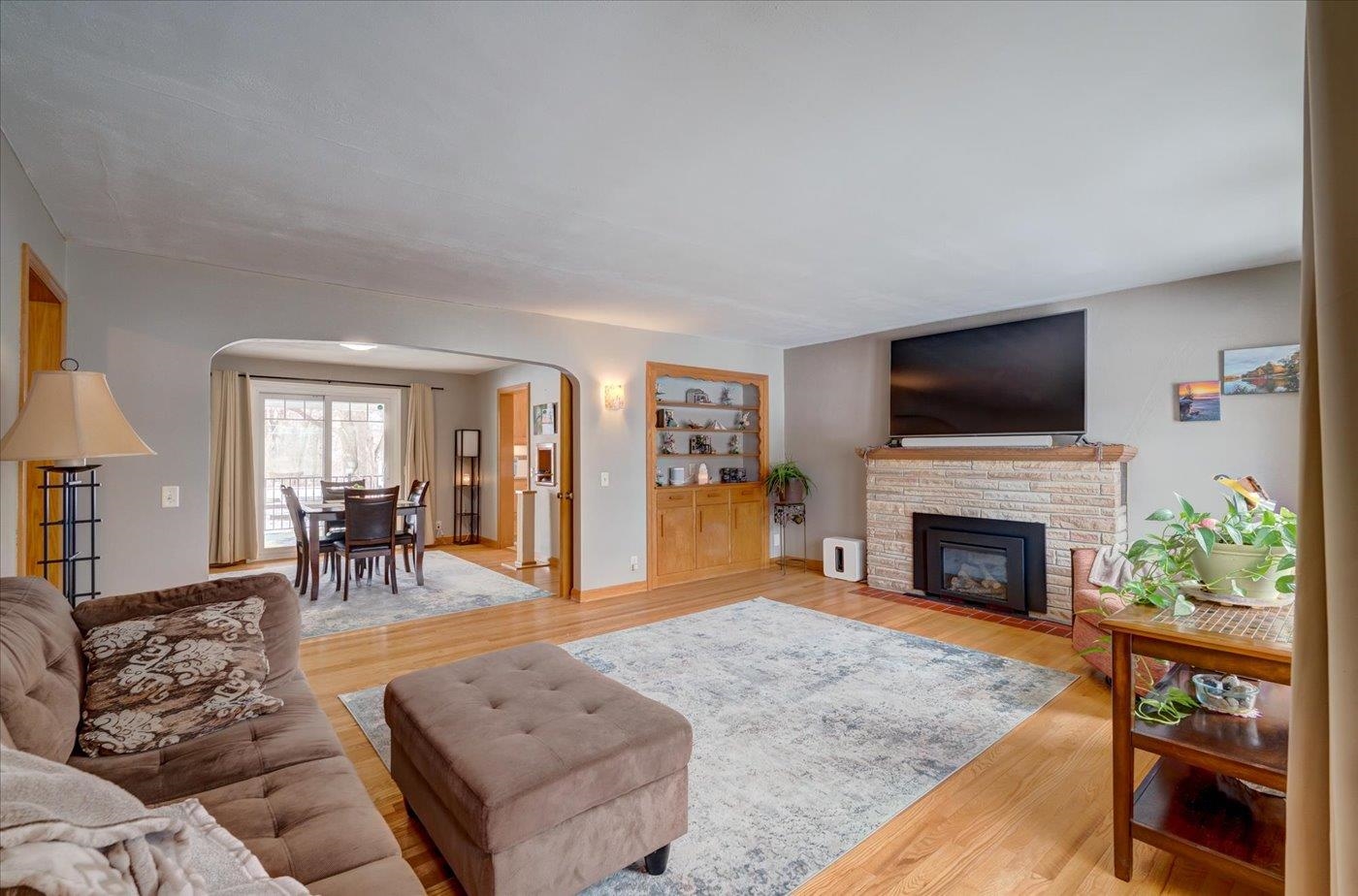 150 1st Street