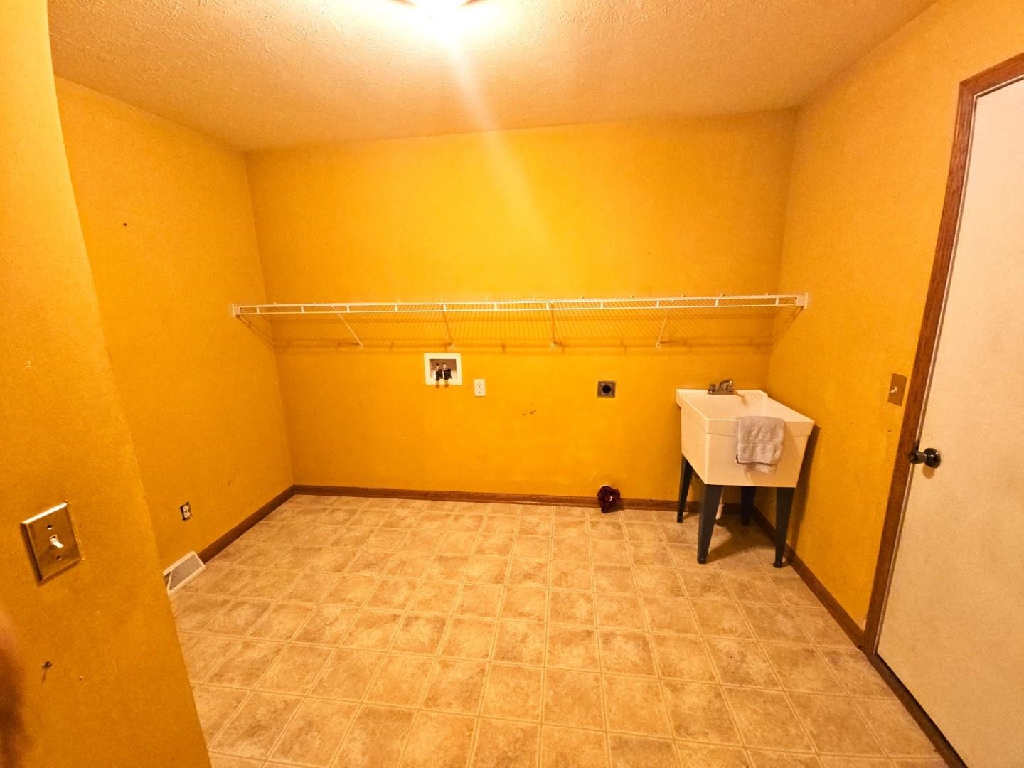 1523 St Albert The Great Drive