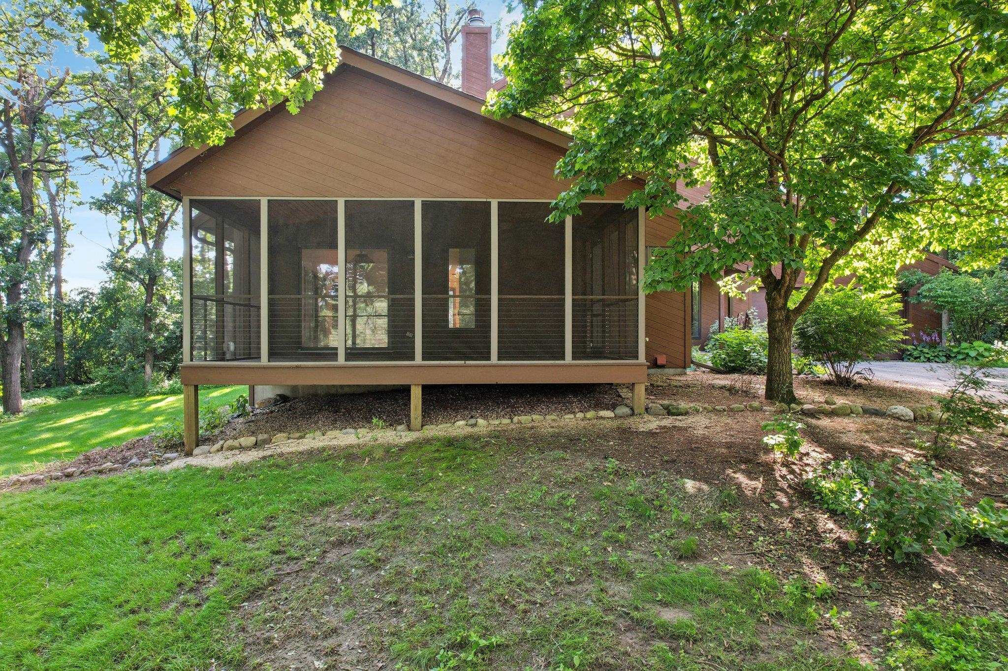 6853 Shagbark Court
