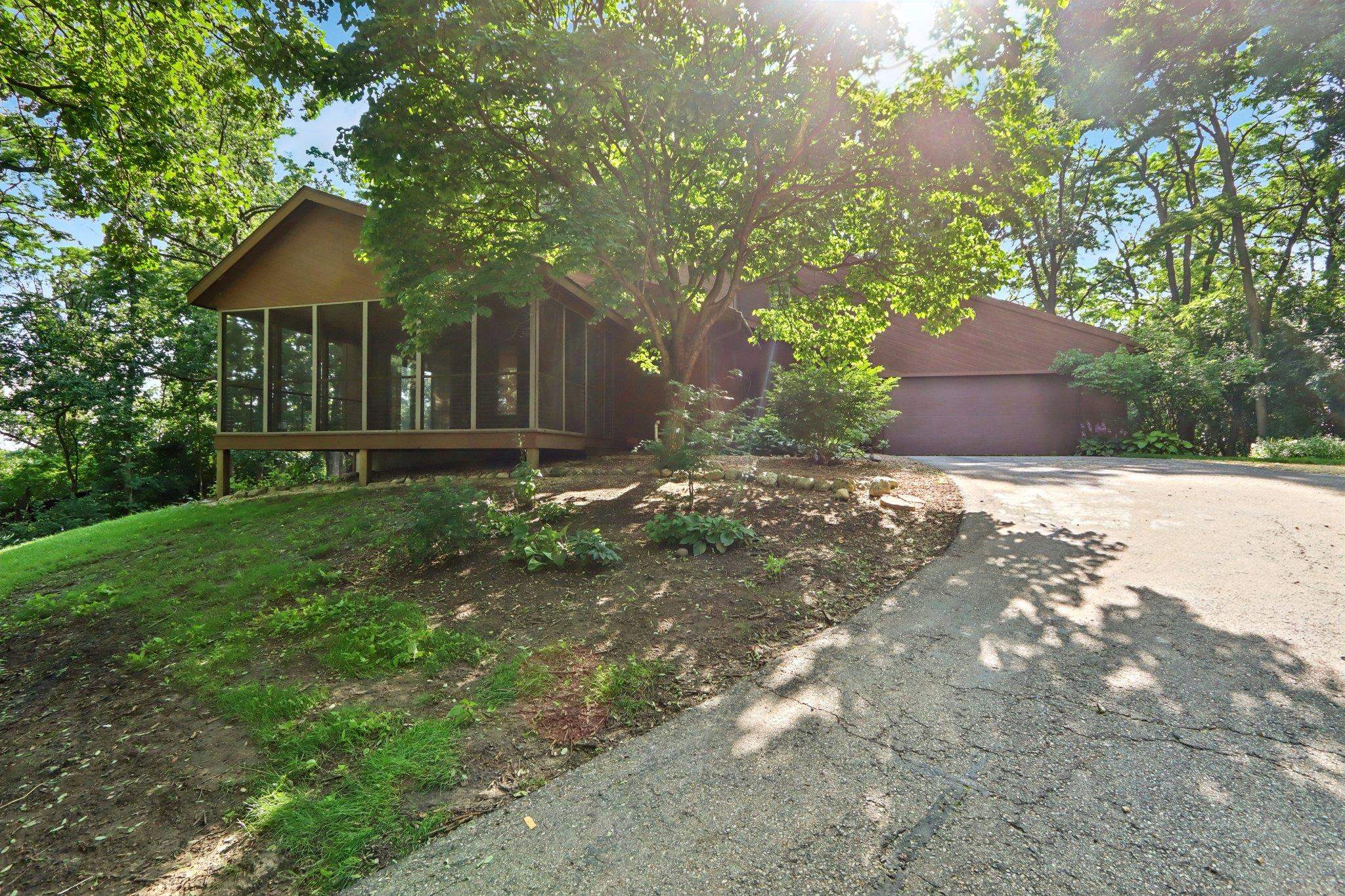 6853 Shagbark Court