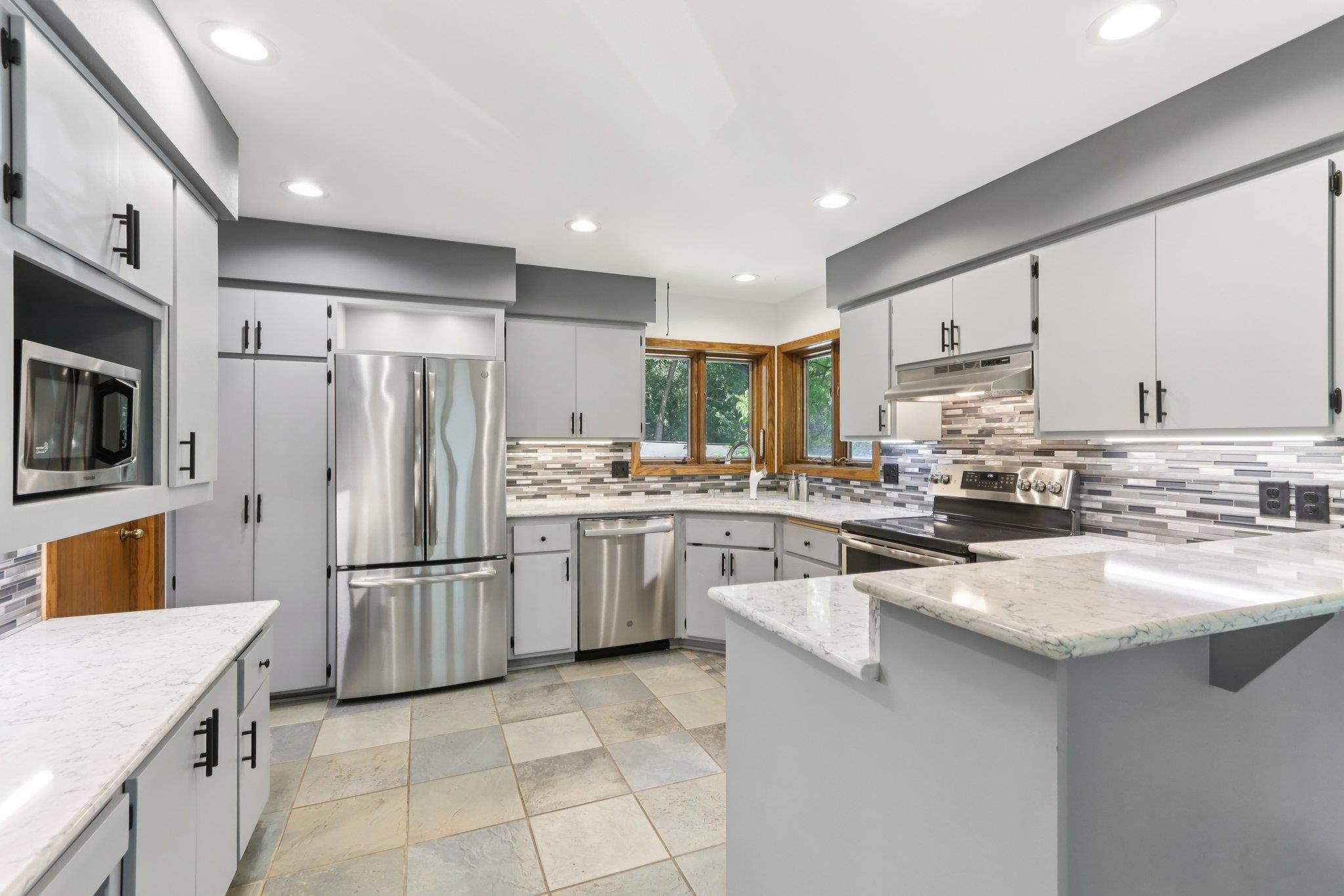 6853 Shagbark Court