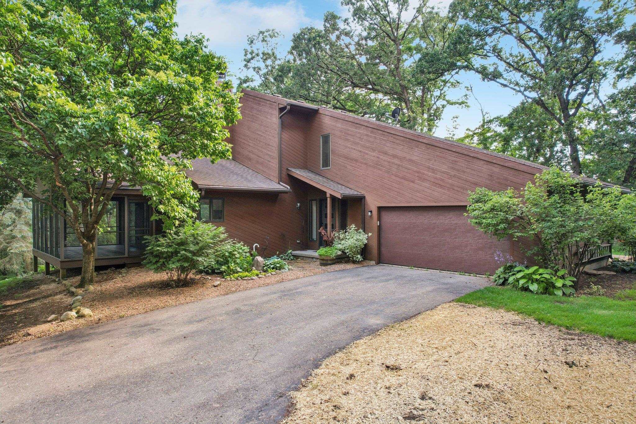 6853 Shagbark Court