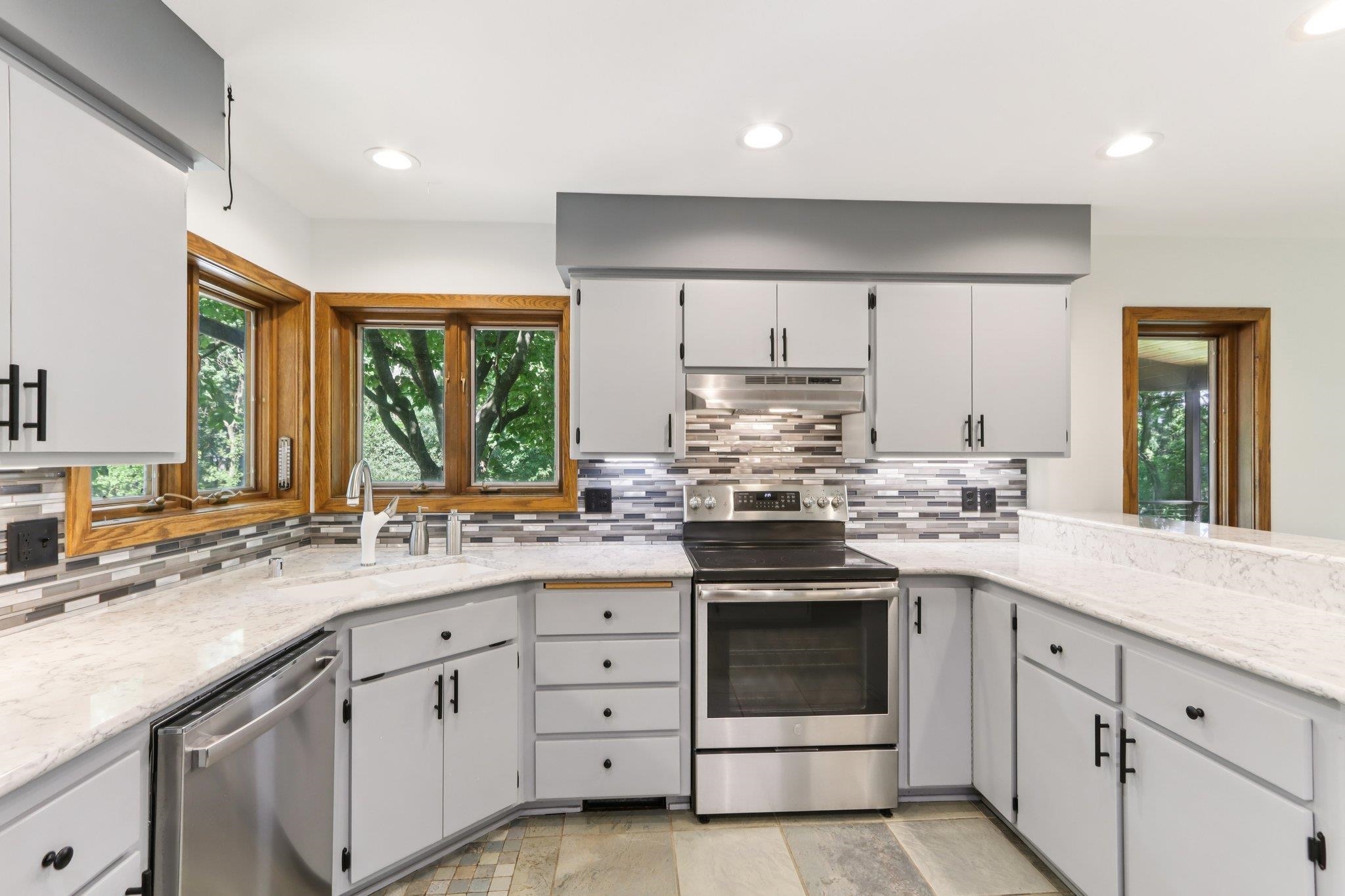6853 Shagbark Court