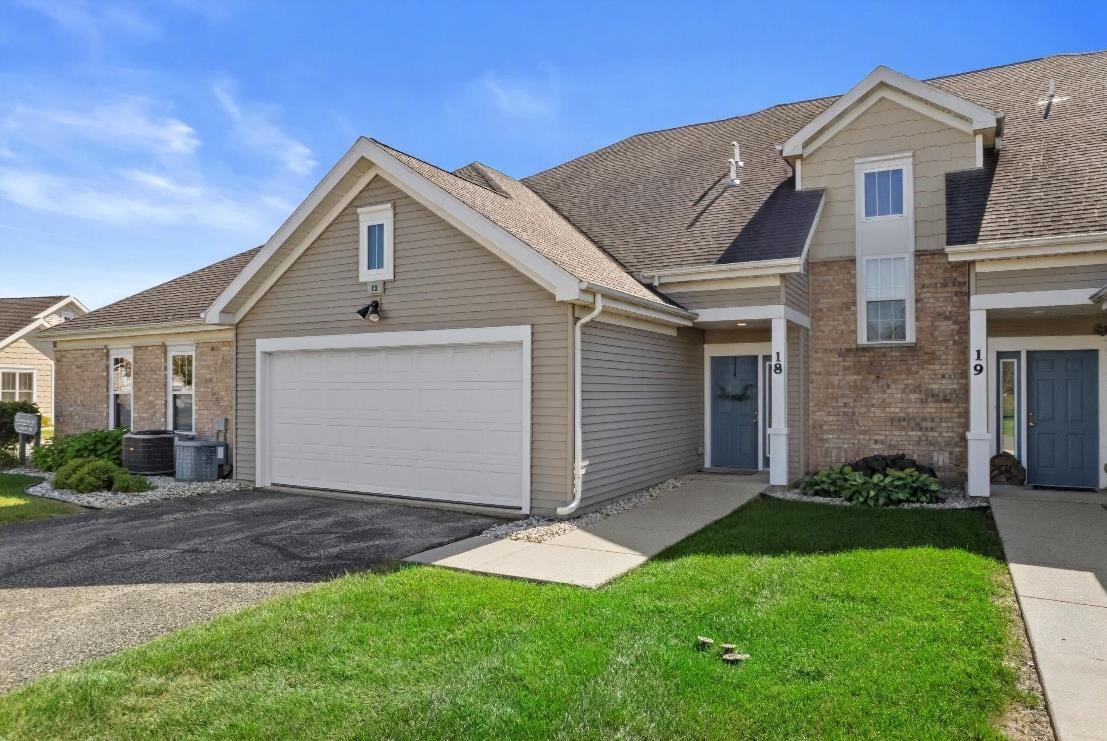 25 Corner Stone Way Unit: 18