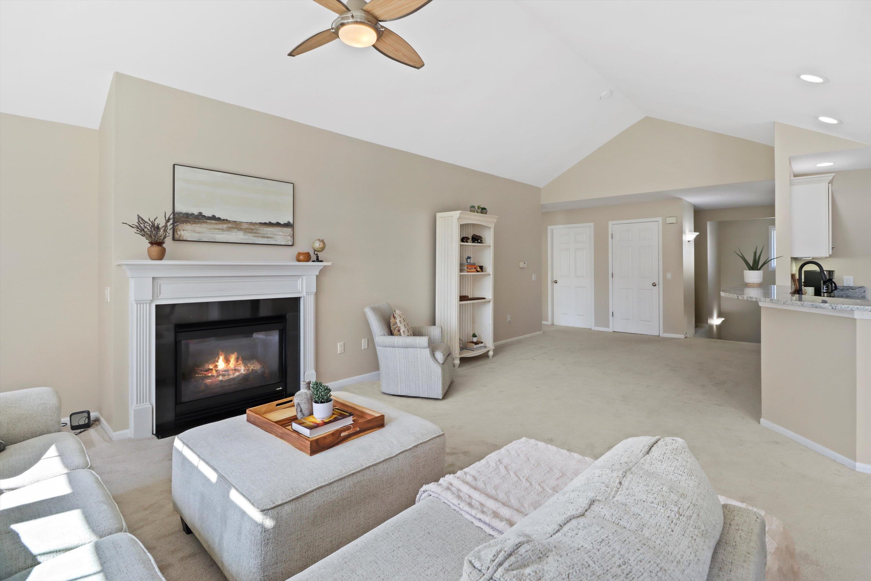 25 Corner Stone Way Unit: 18