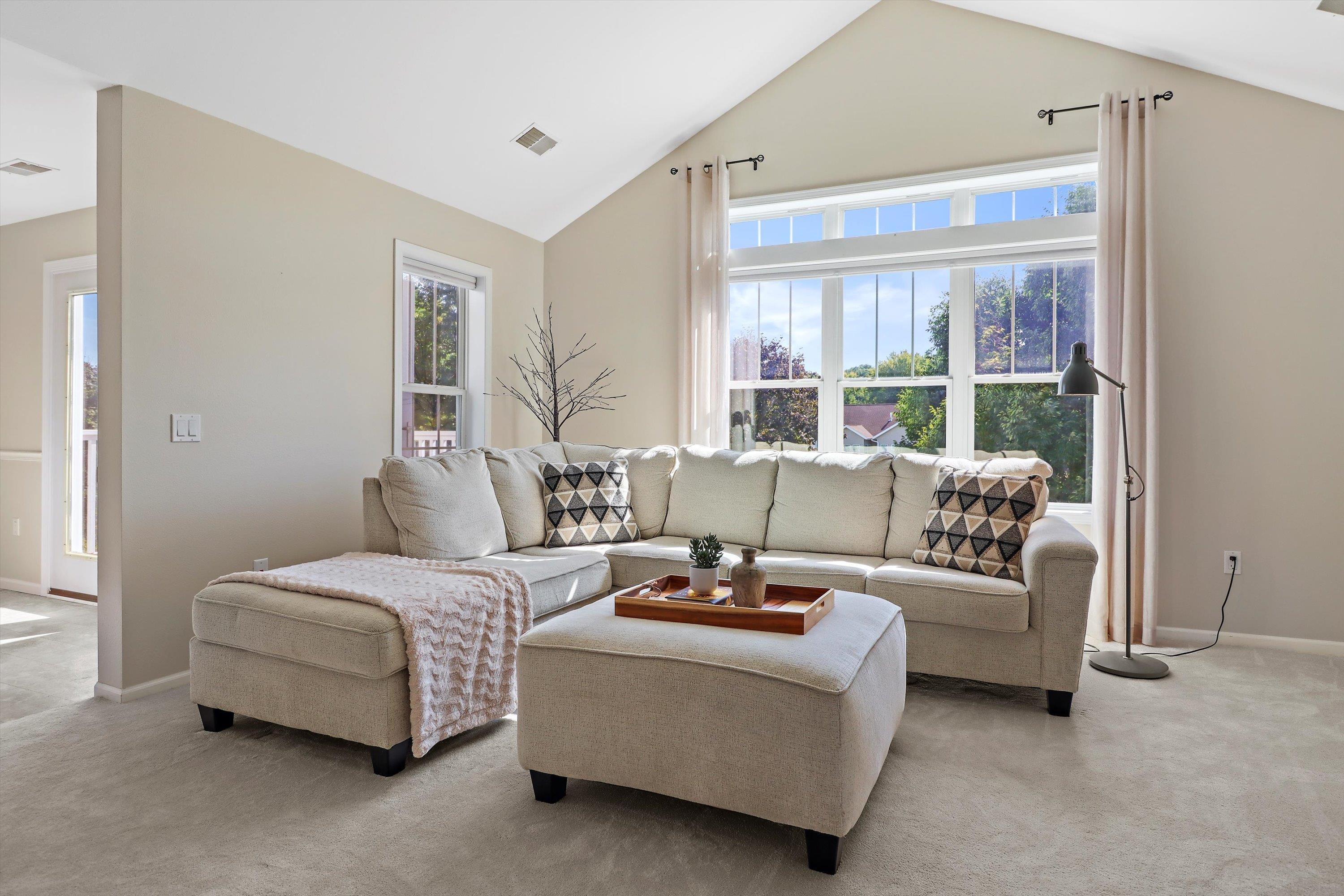 25 Corner Stone Way Unit: 18