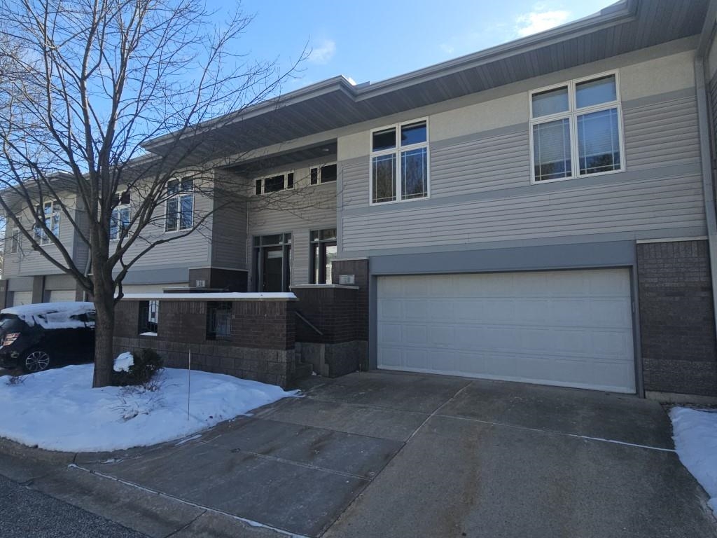 28 Deer Point Trail