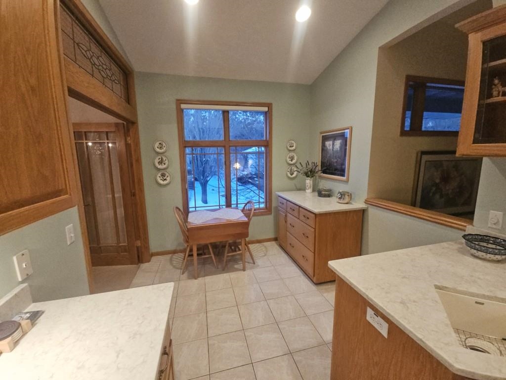 28 Deer Point Trail