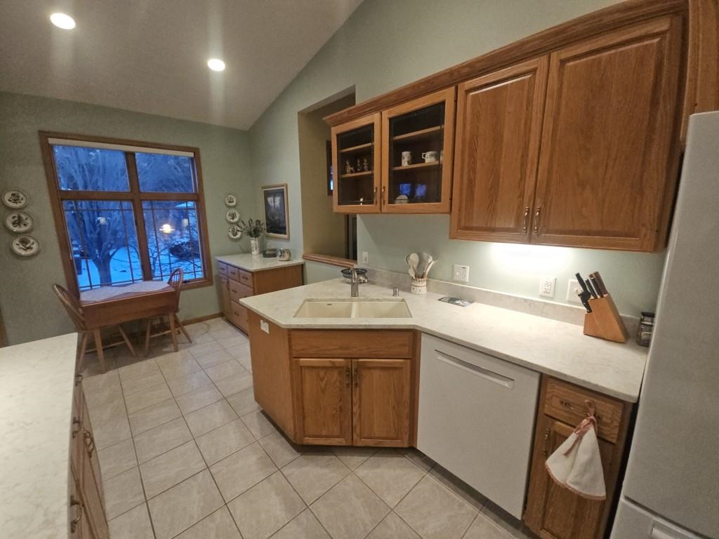 28 Deer Point Trail