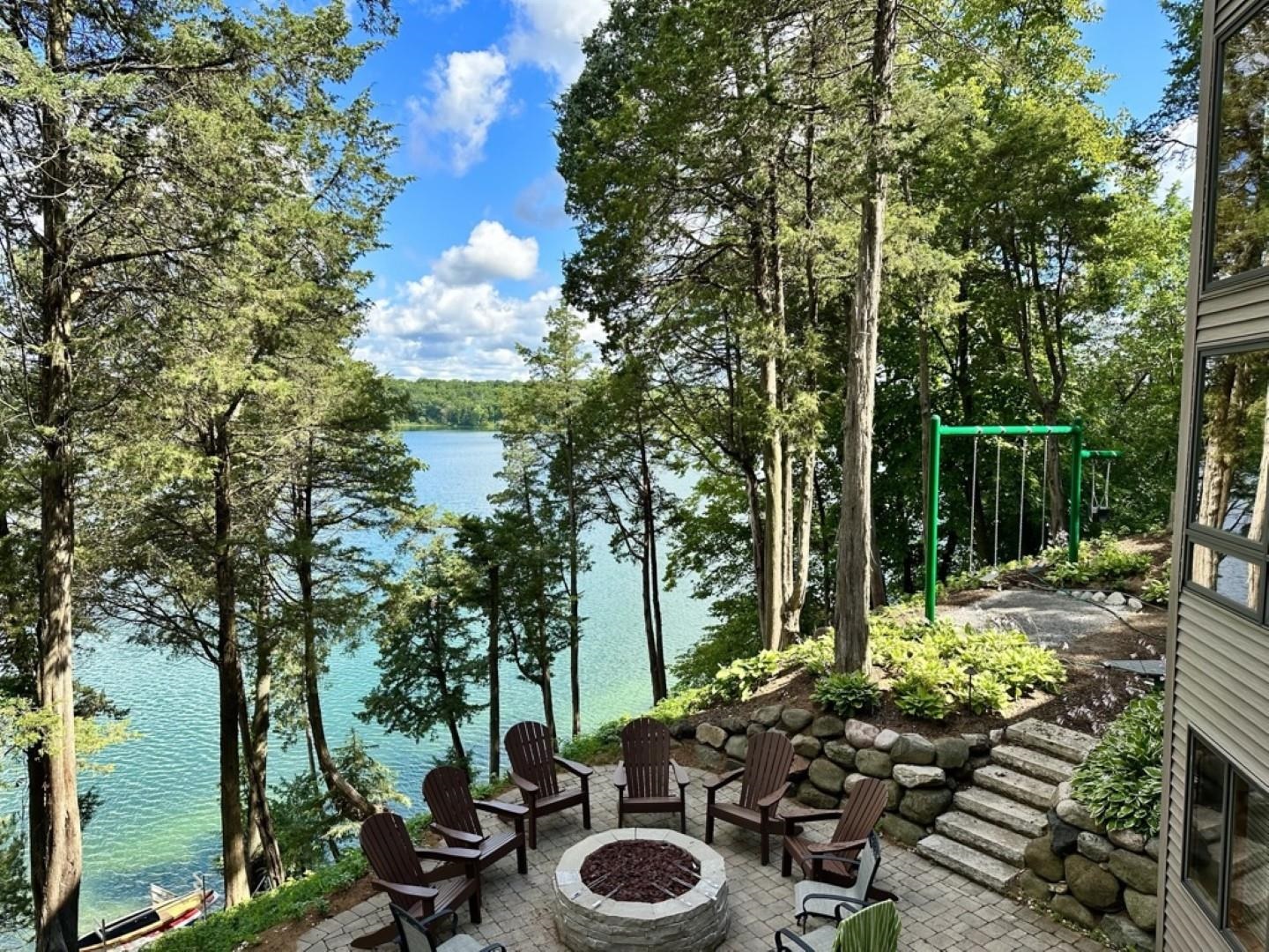 W4996 Robinson Drive