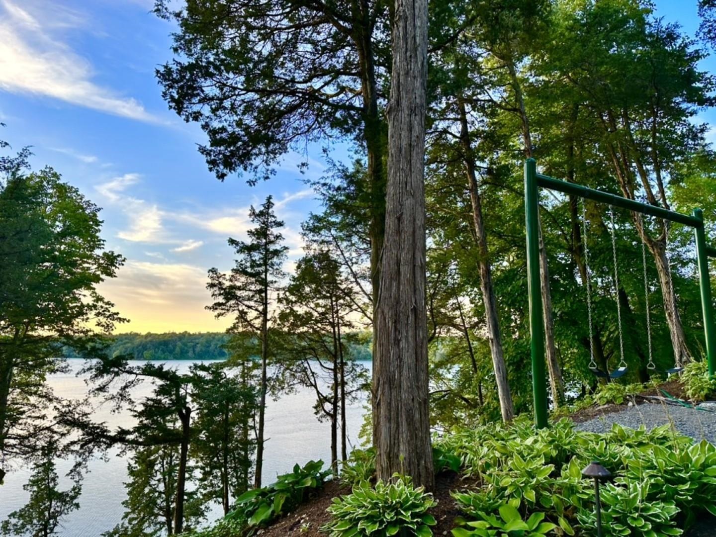 W4996 Robinson Drive