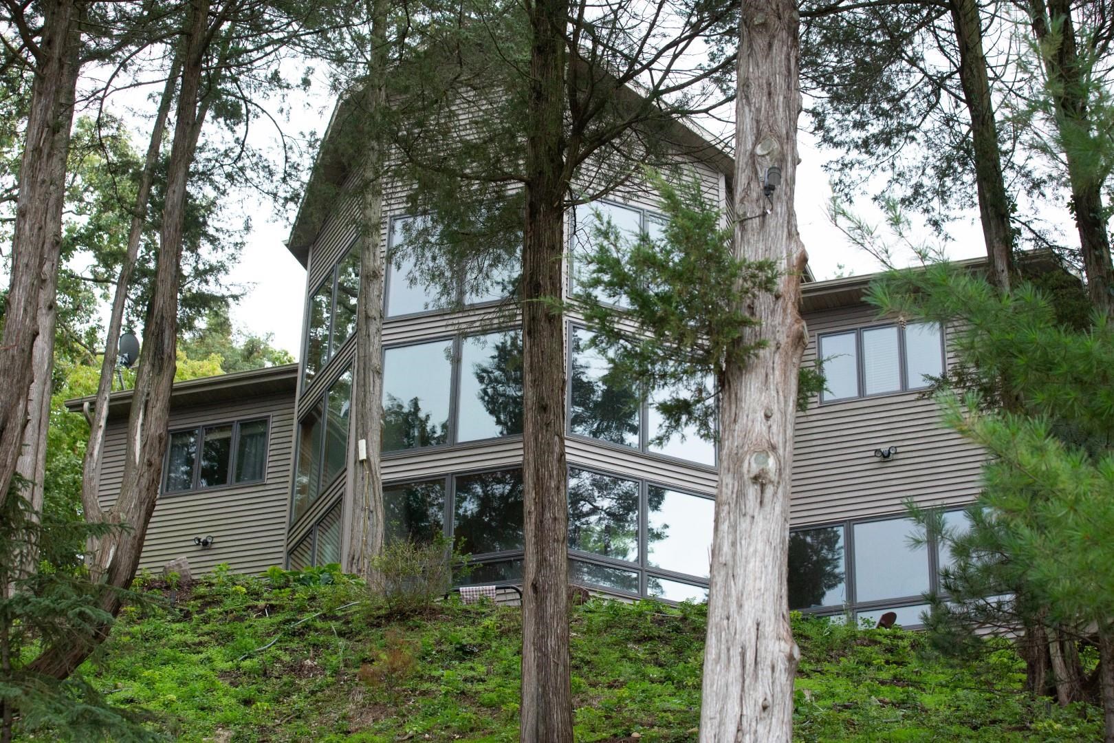 W4996 Robinson Drive