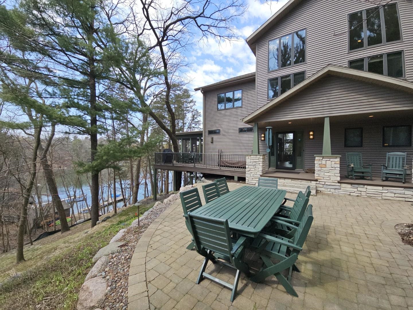 W4996 Robinson Drive