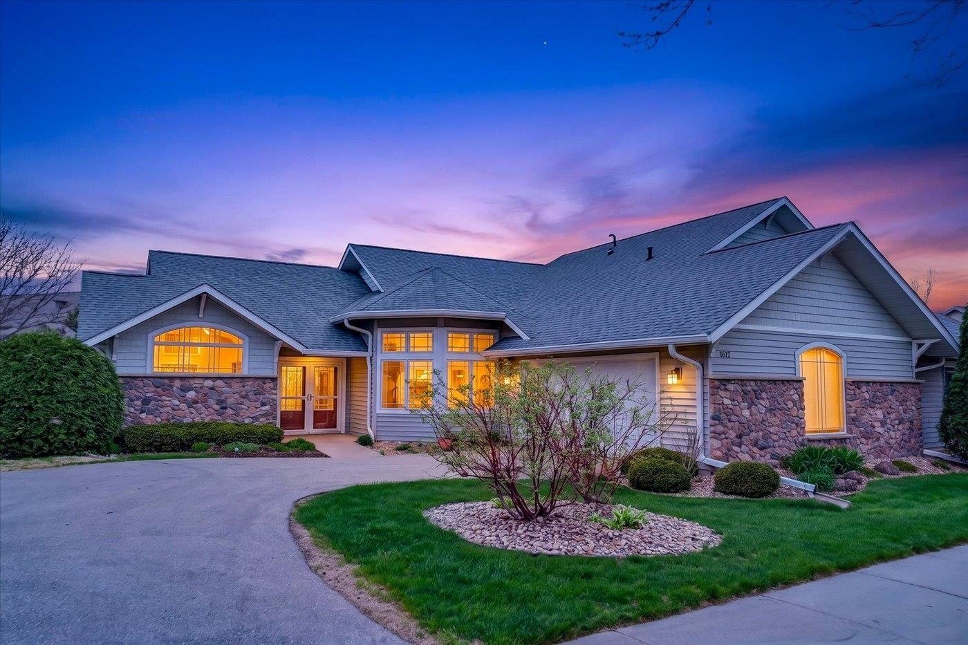 1612 Dewberry Drive