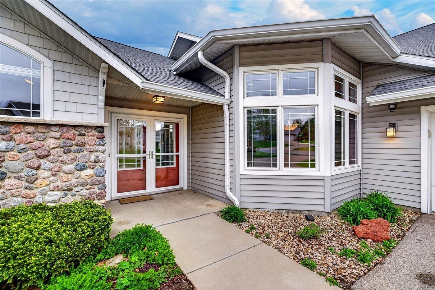 1612 Dewberry Drive