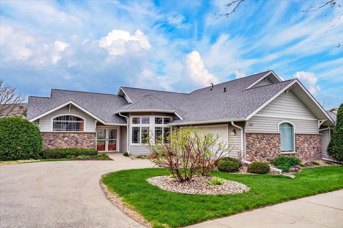 1612 Dewberry Drive