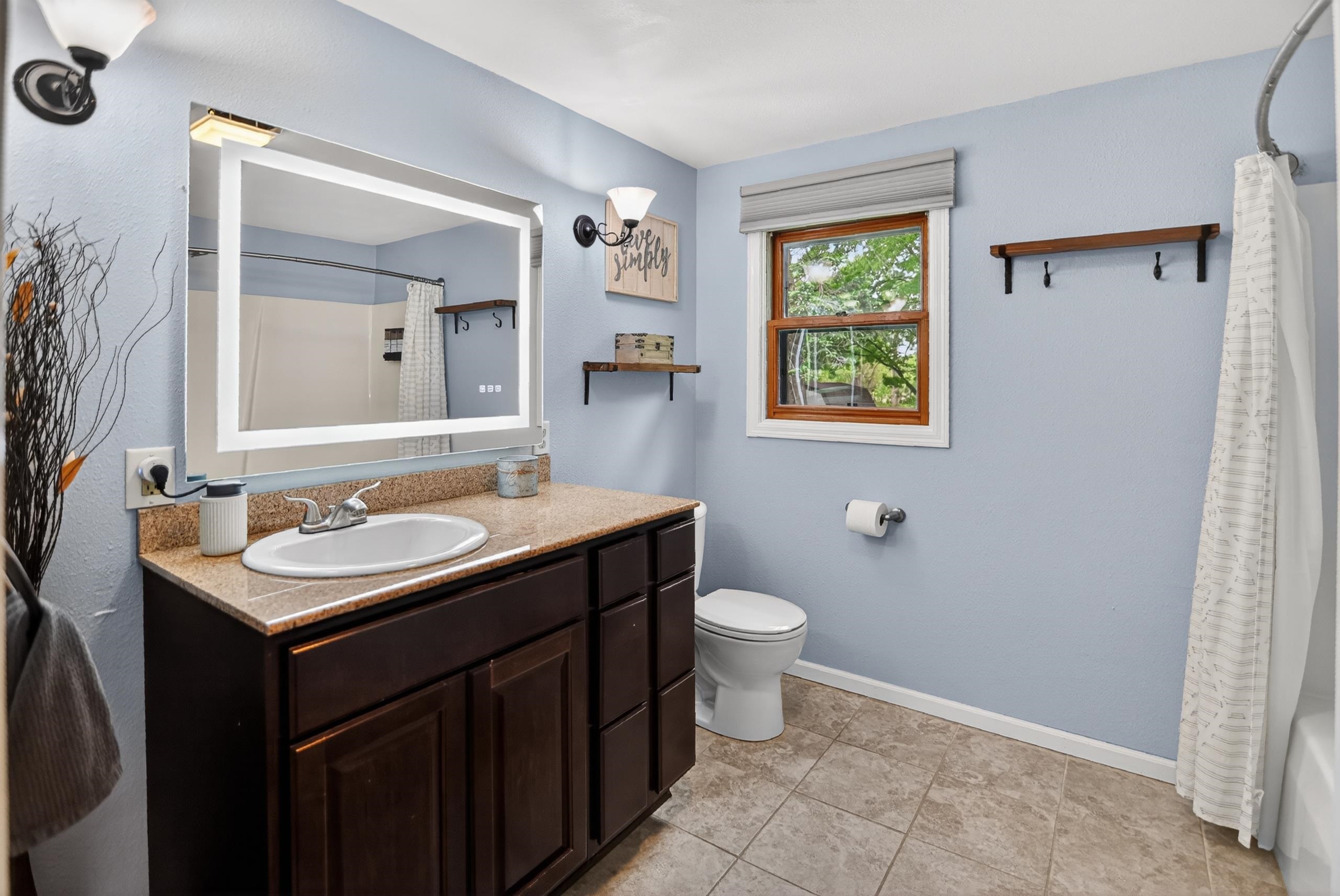 2401 County Road MM