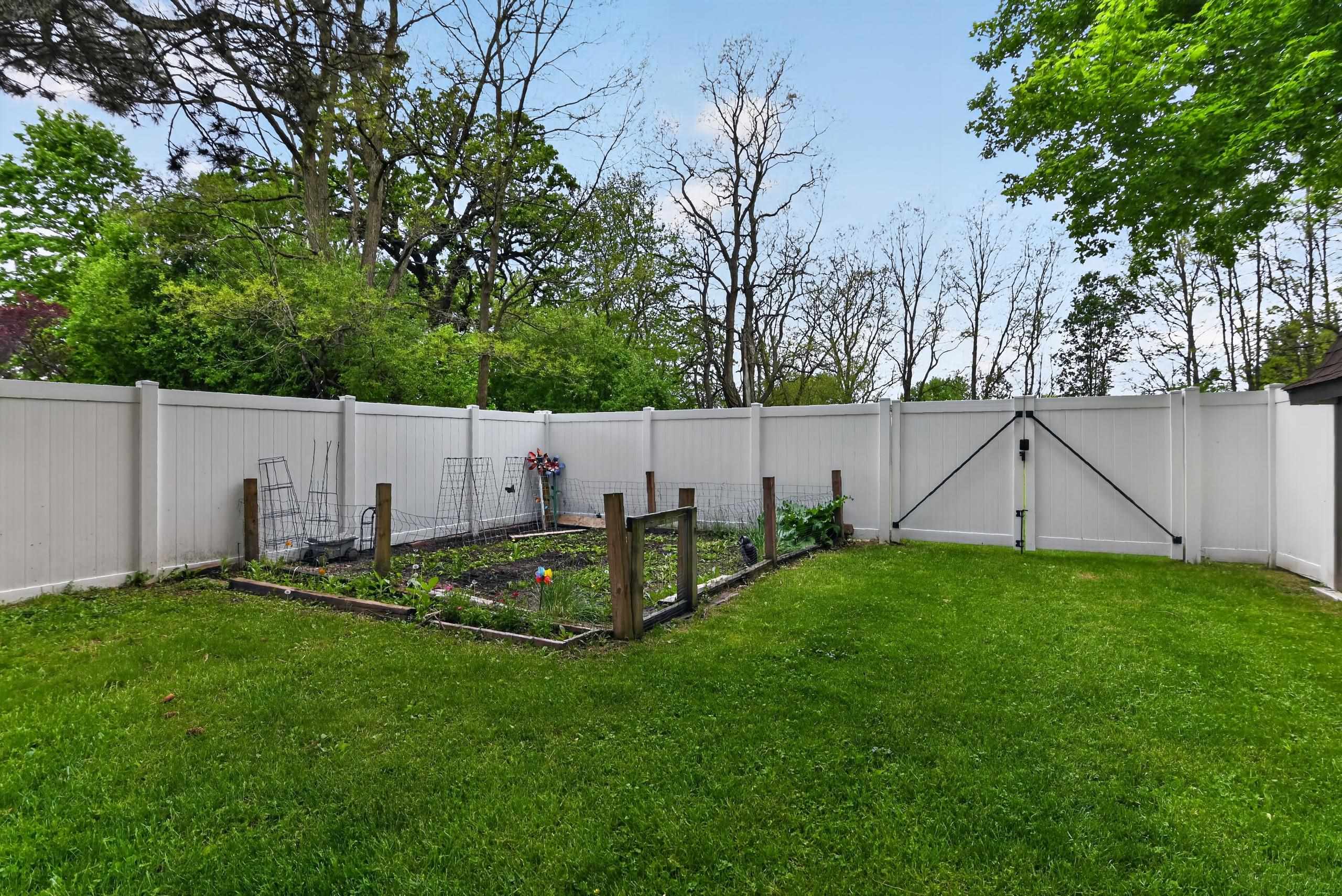 2401 County Road MM