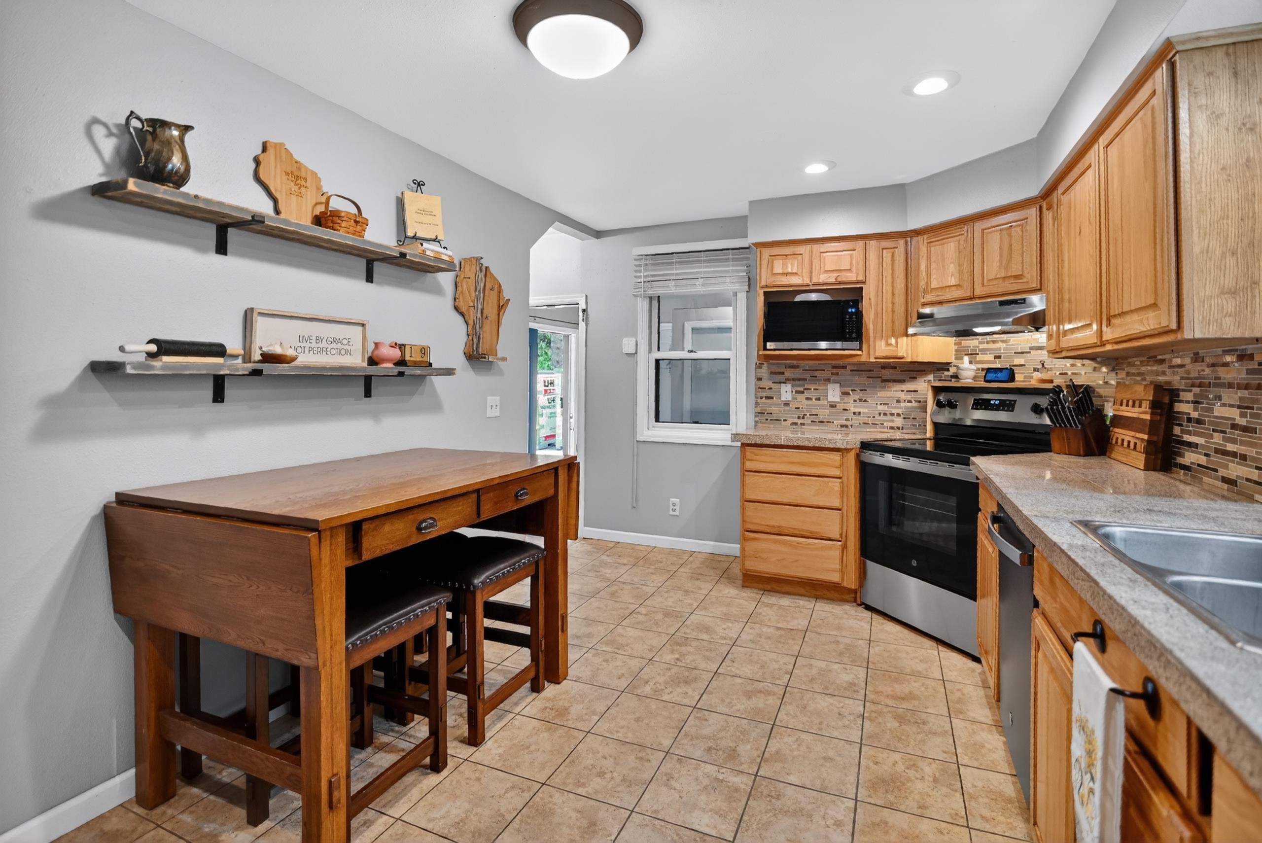 2401 County Road MM