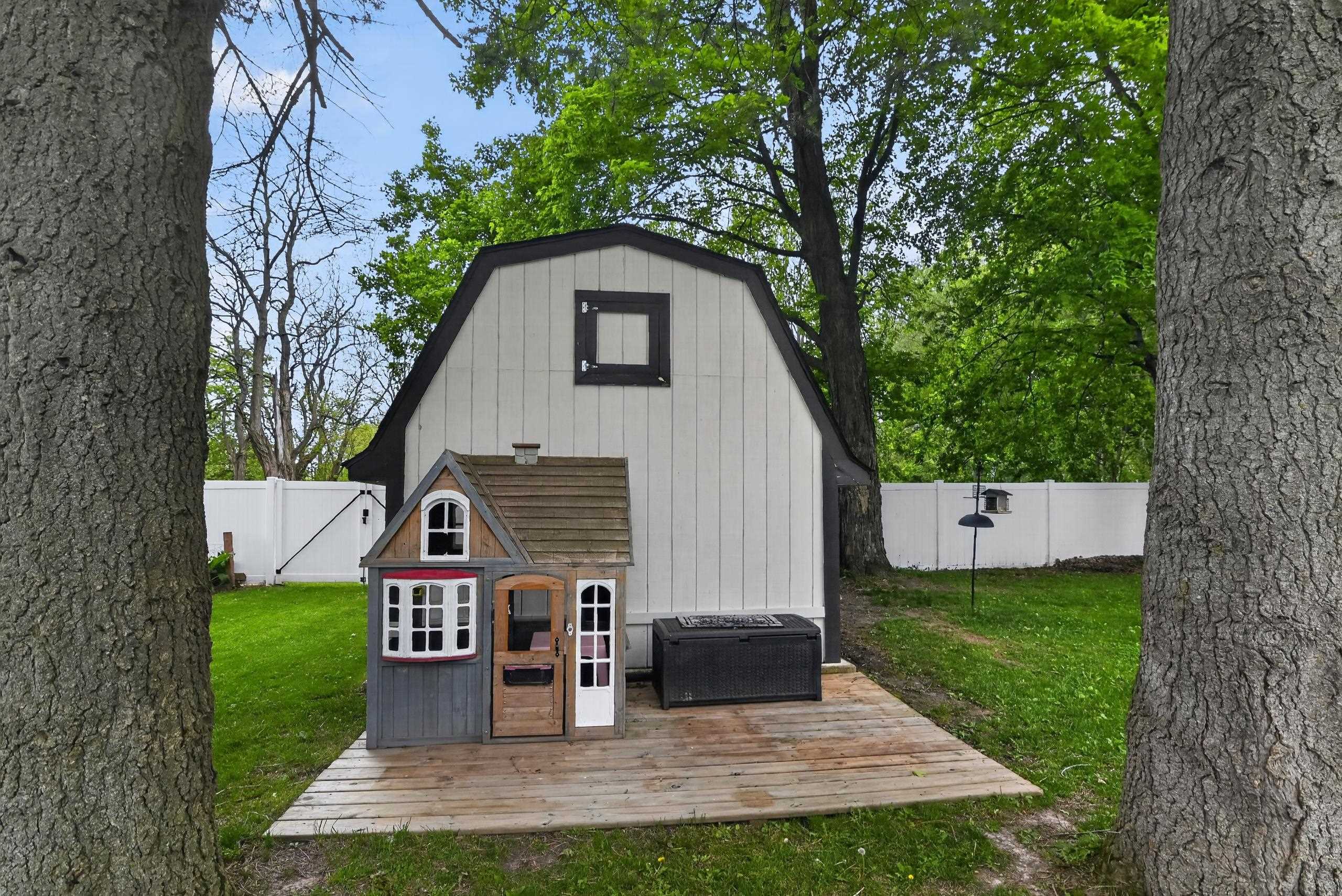 2401 County Road MM