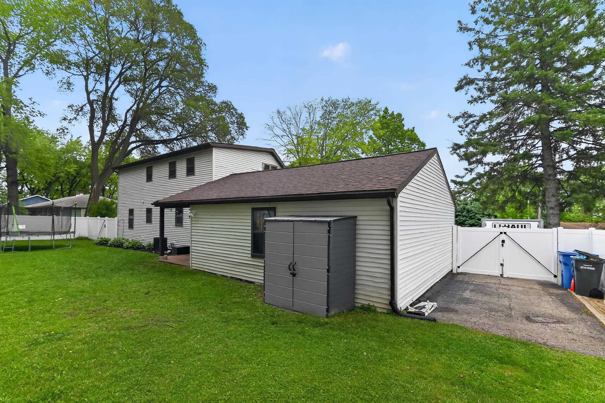 2401 County Road MM