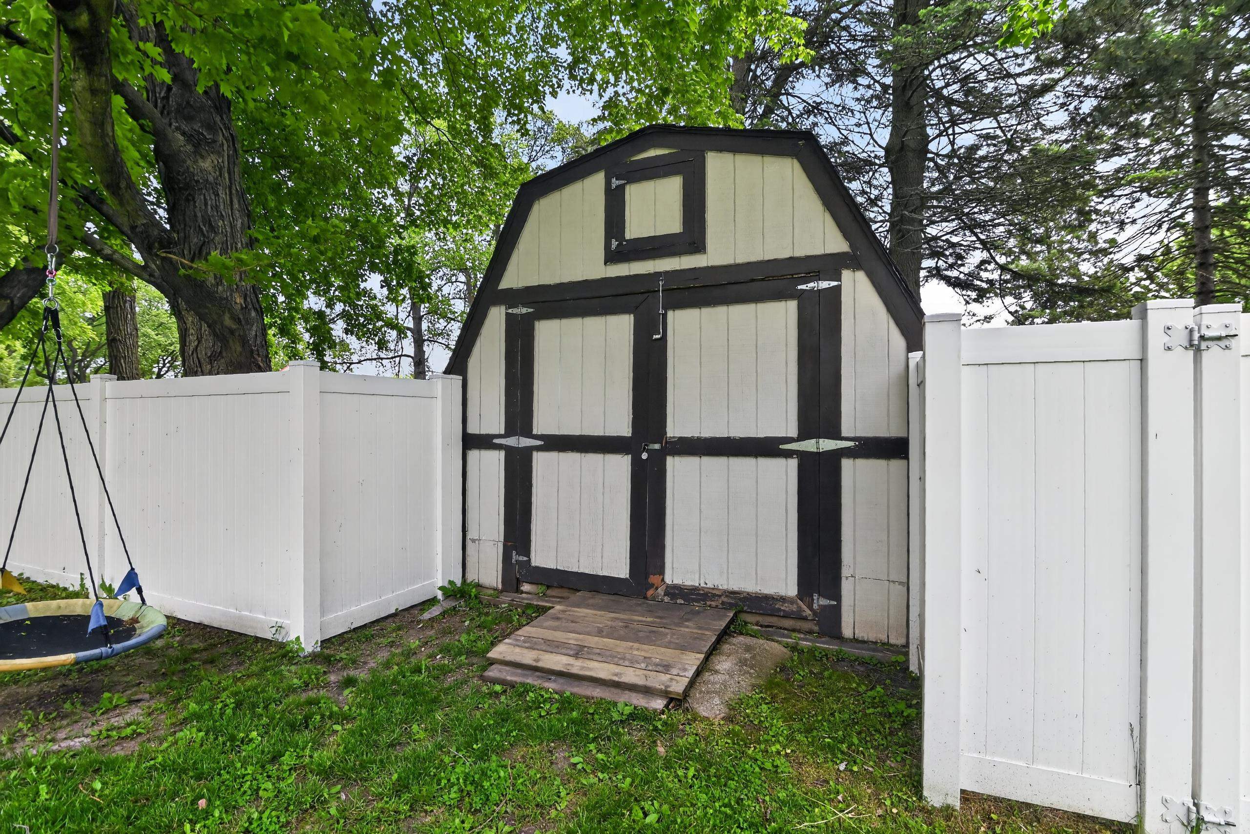 2401 County Road MM