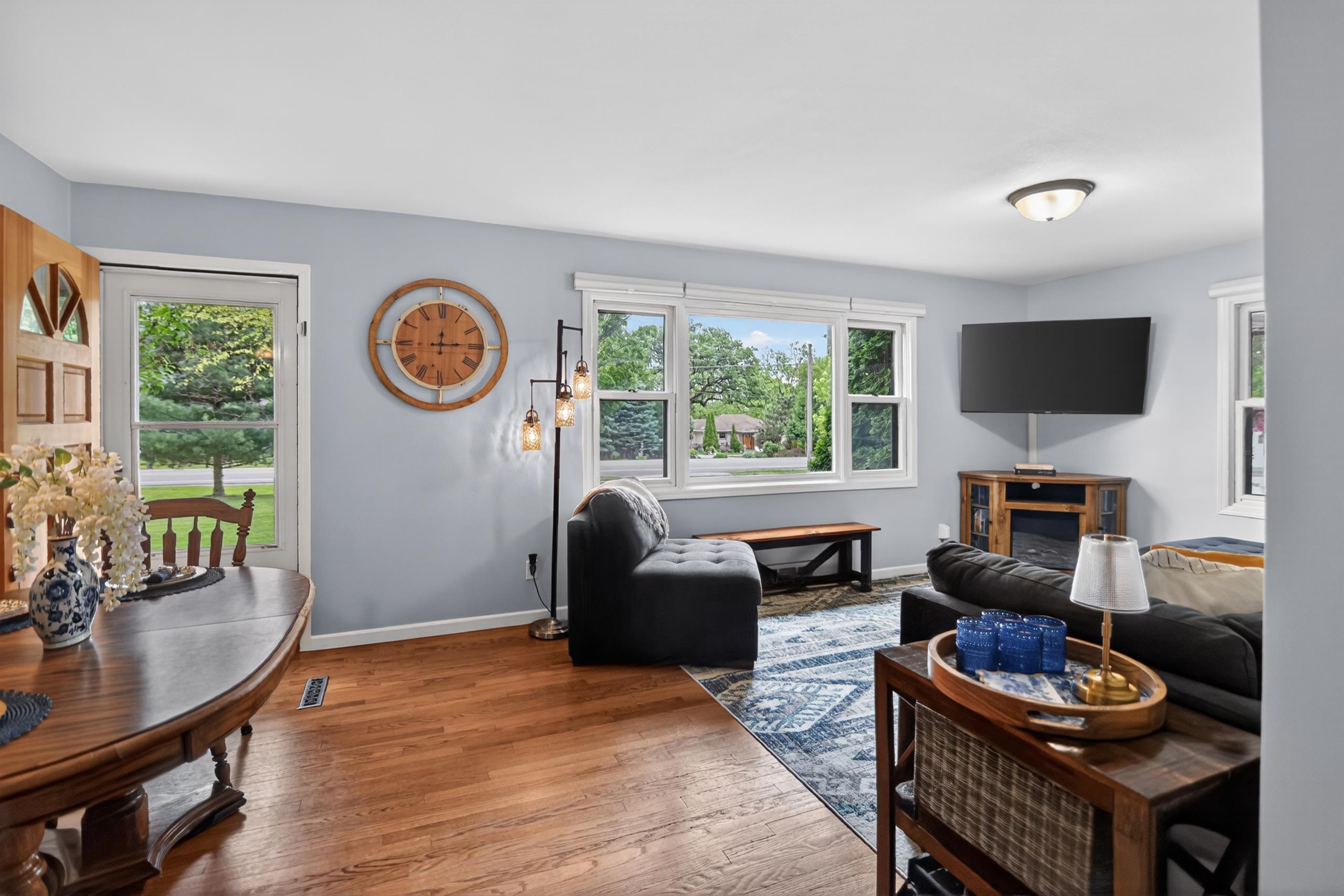 2401 County Road MM
