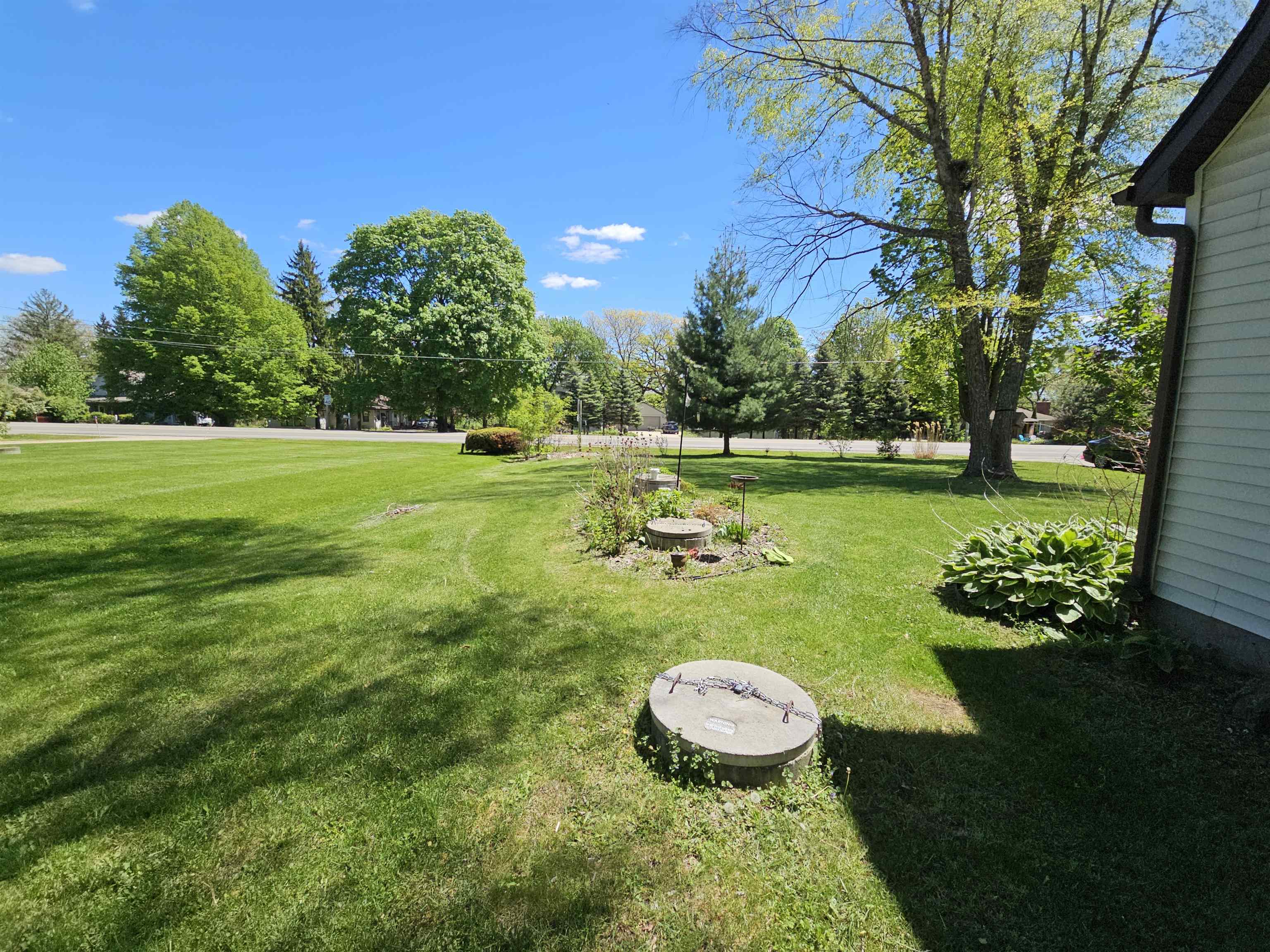2401 County Road MM