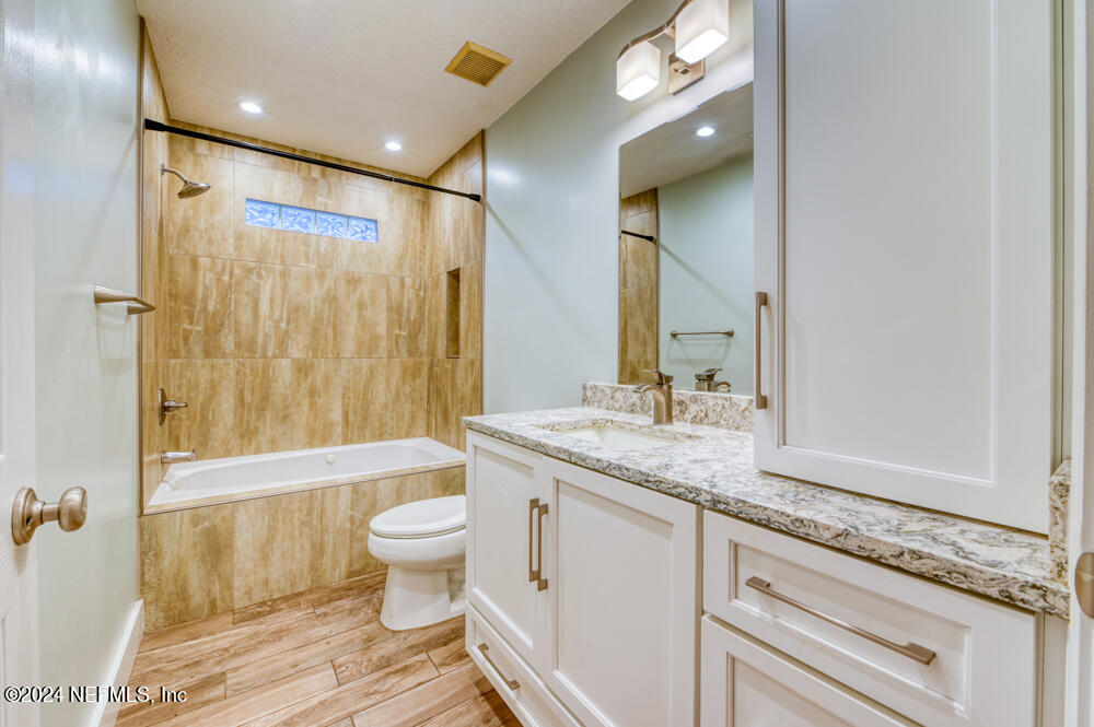 160 SHELBYS COVE Court