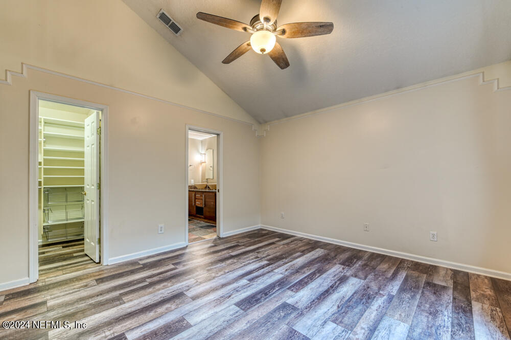 160 SHELBYS COVE Court