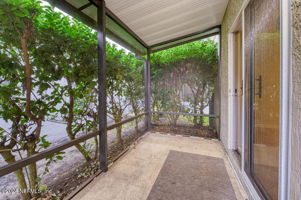 160 SHELBYS COVE Court