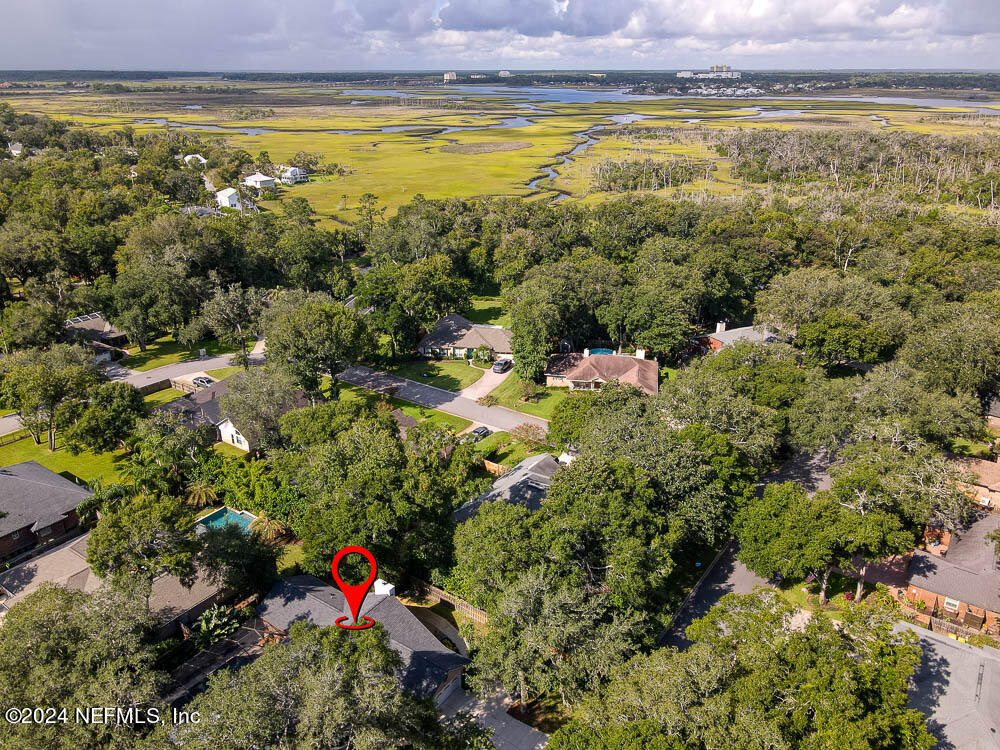 1312 PLANTATION OAKS Drive S