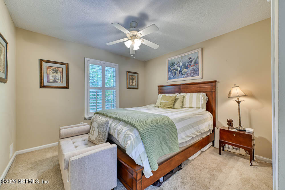 1312 PLANTATION OAKS Drive S